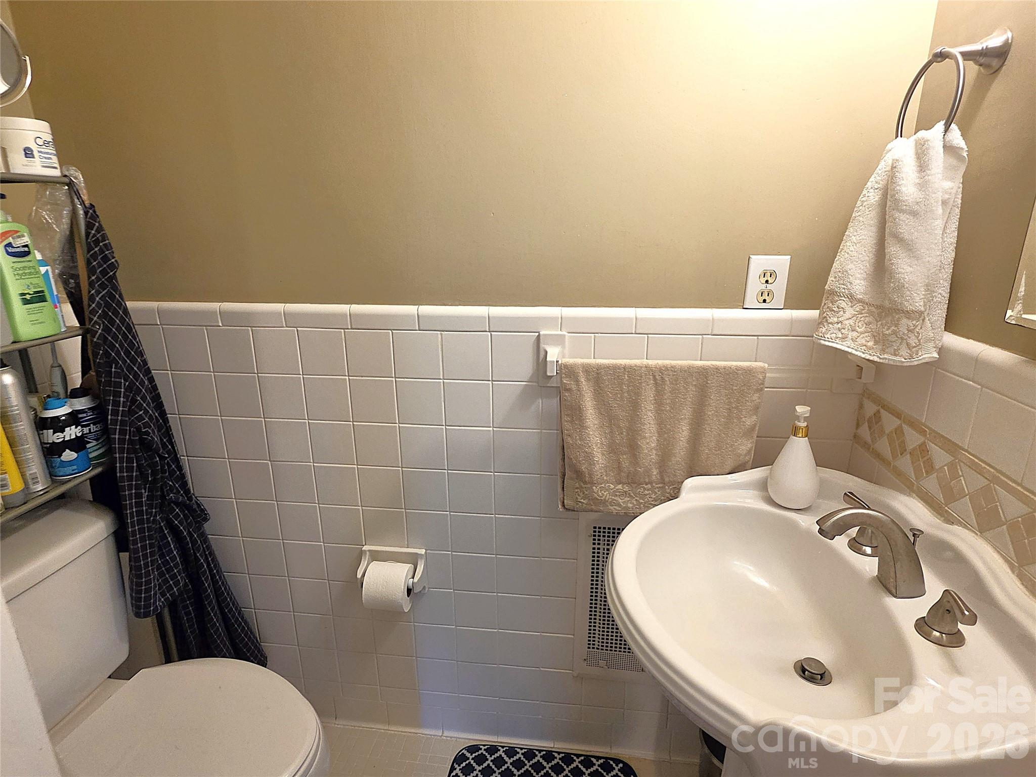 2925 4th Street Drive Property Photo 11
