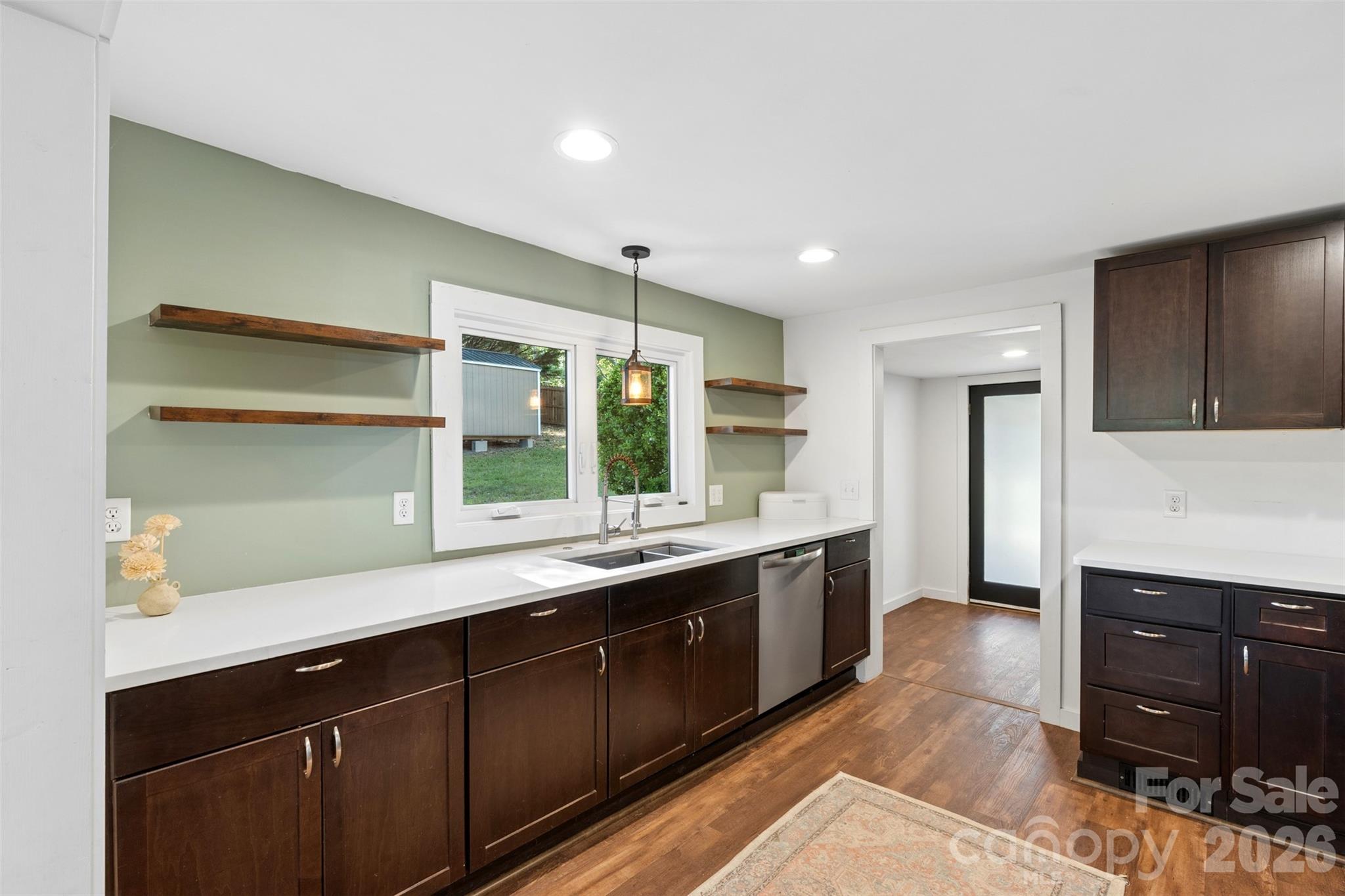 39 Wyatt Street Property Photo 6