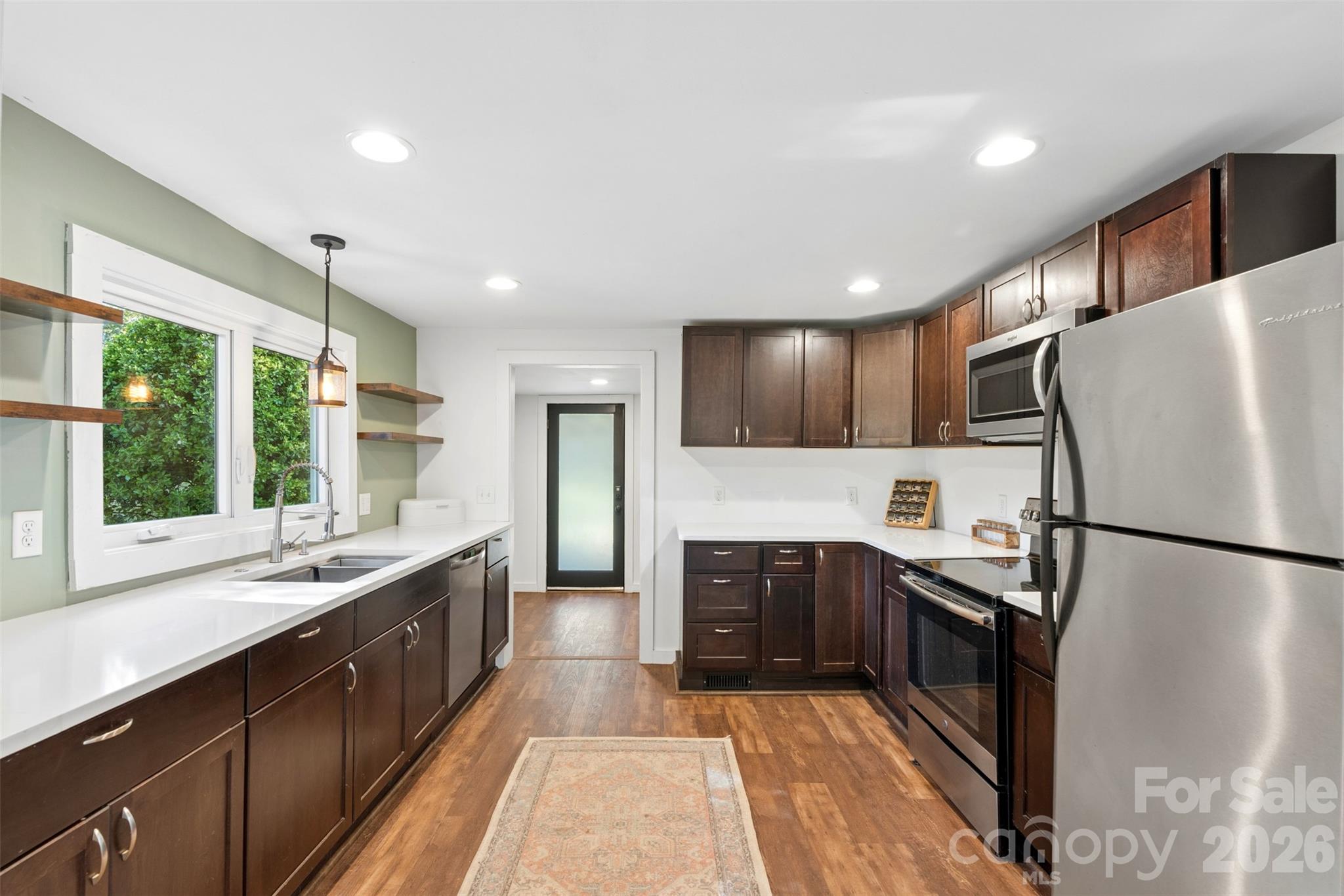 39 Wyatt Street Property Photo 7