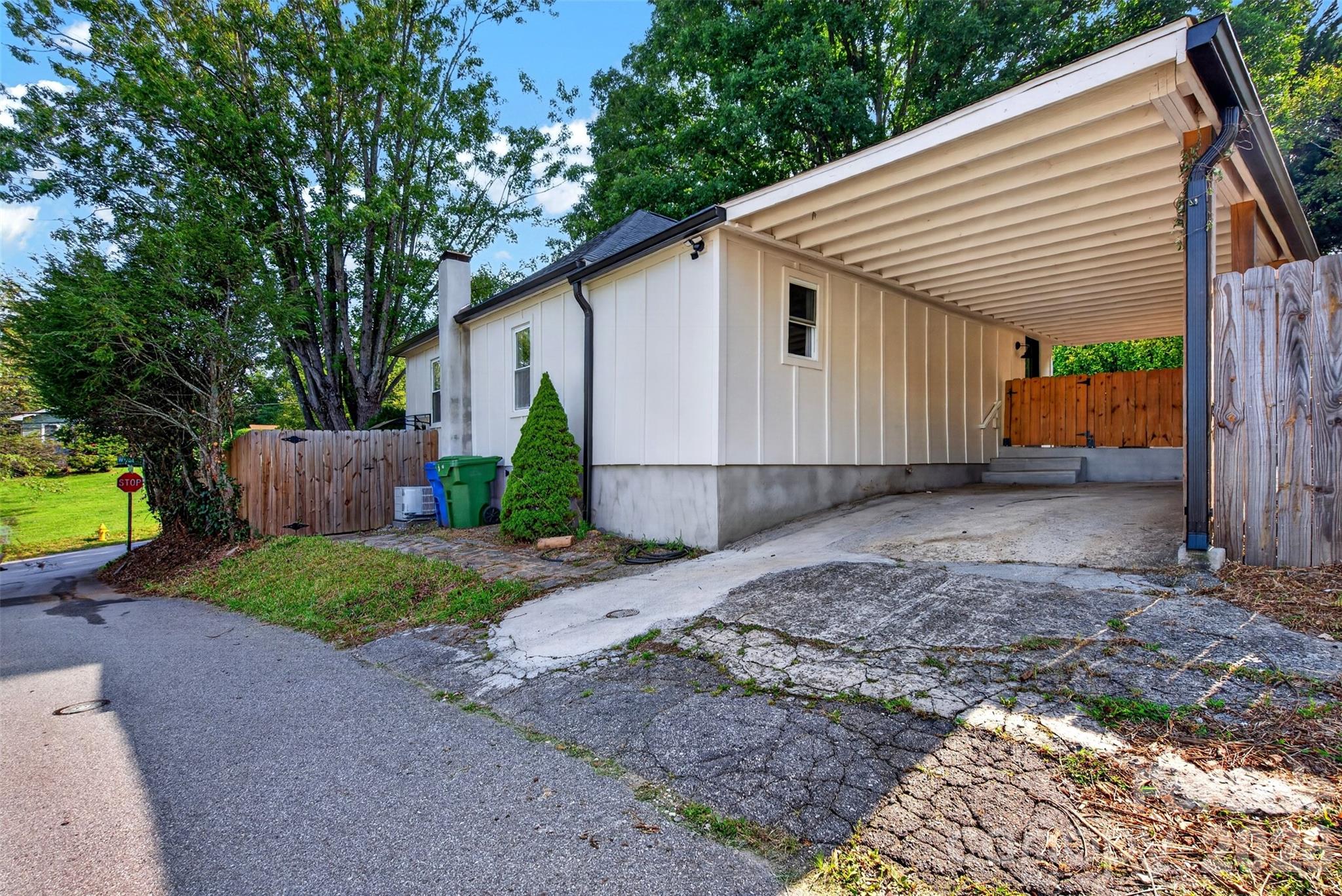 39 Wyatt Street Property Photo 30