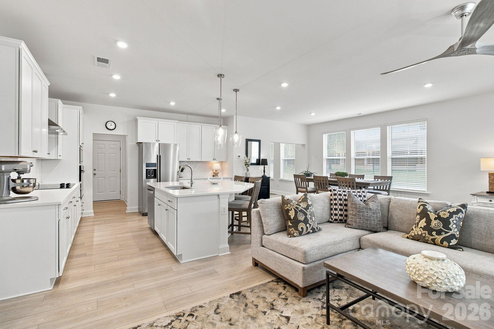 6007 Mariemont Circle Property Photo 15