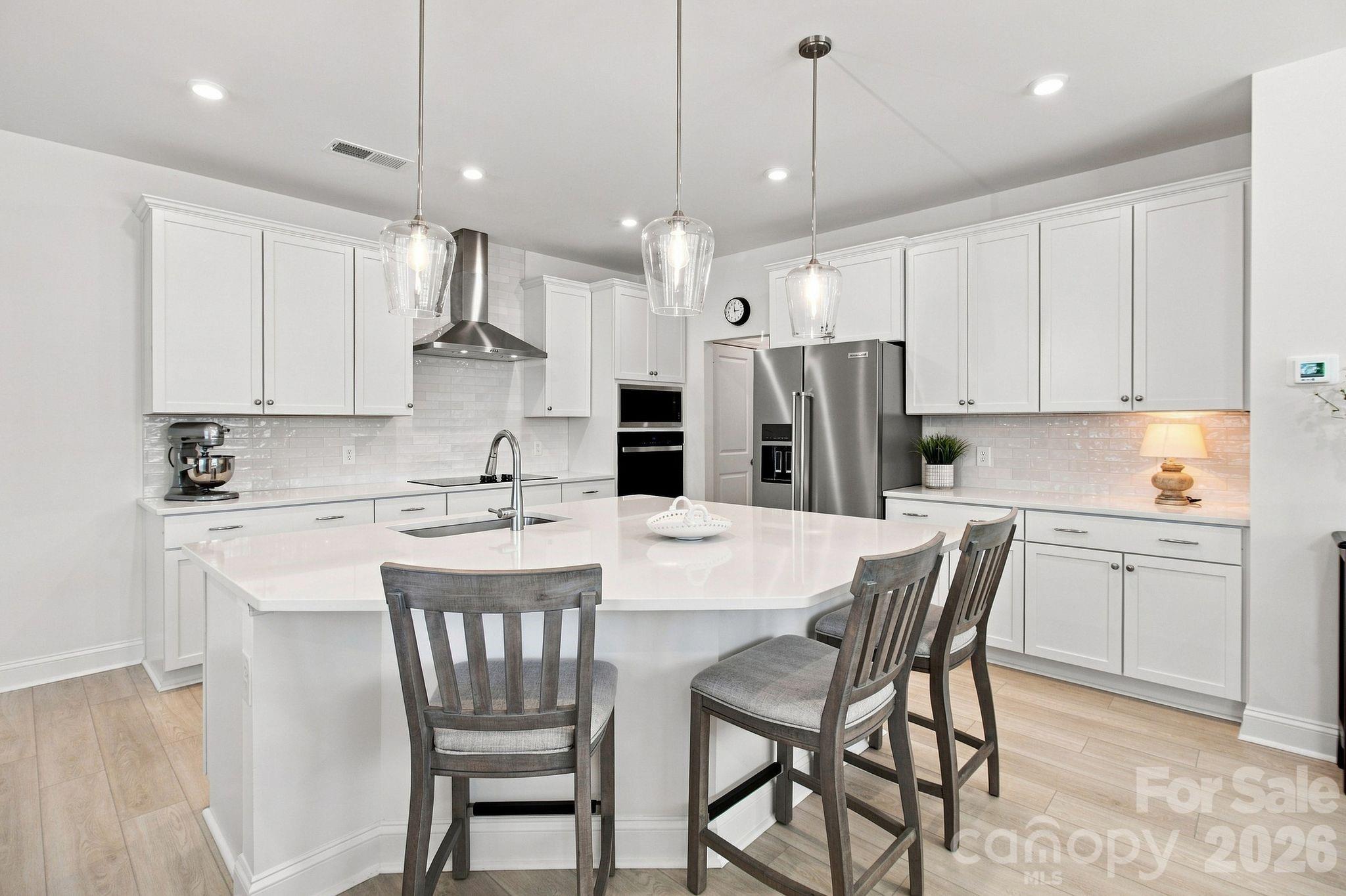6007 Mariemont Circle Property Photo 16