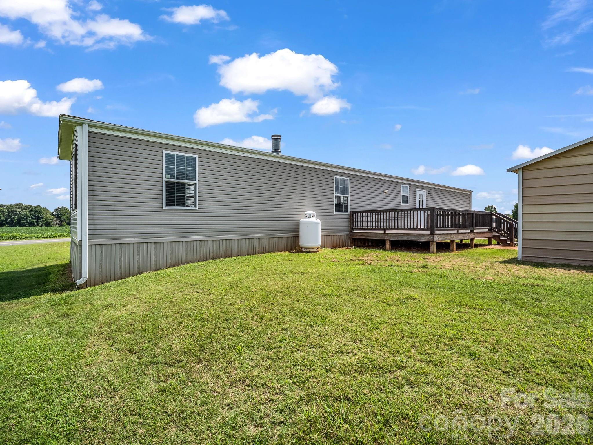 1760 Beachwood Road Property Photo 4