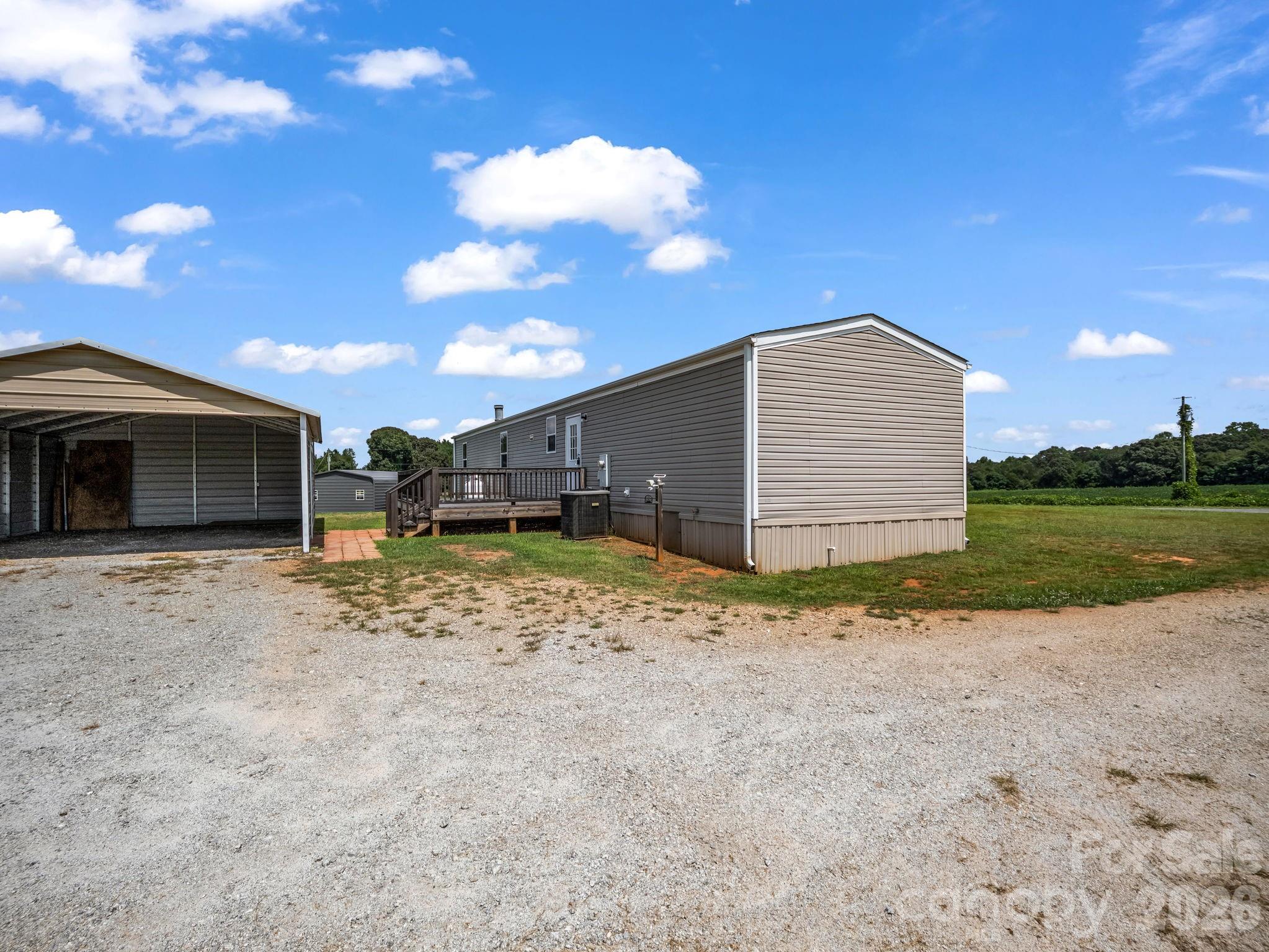 1760 Beachwood Road Property Photo 5