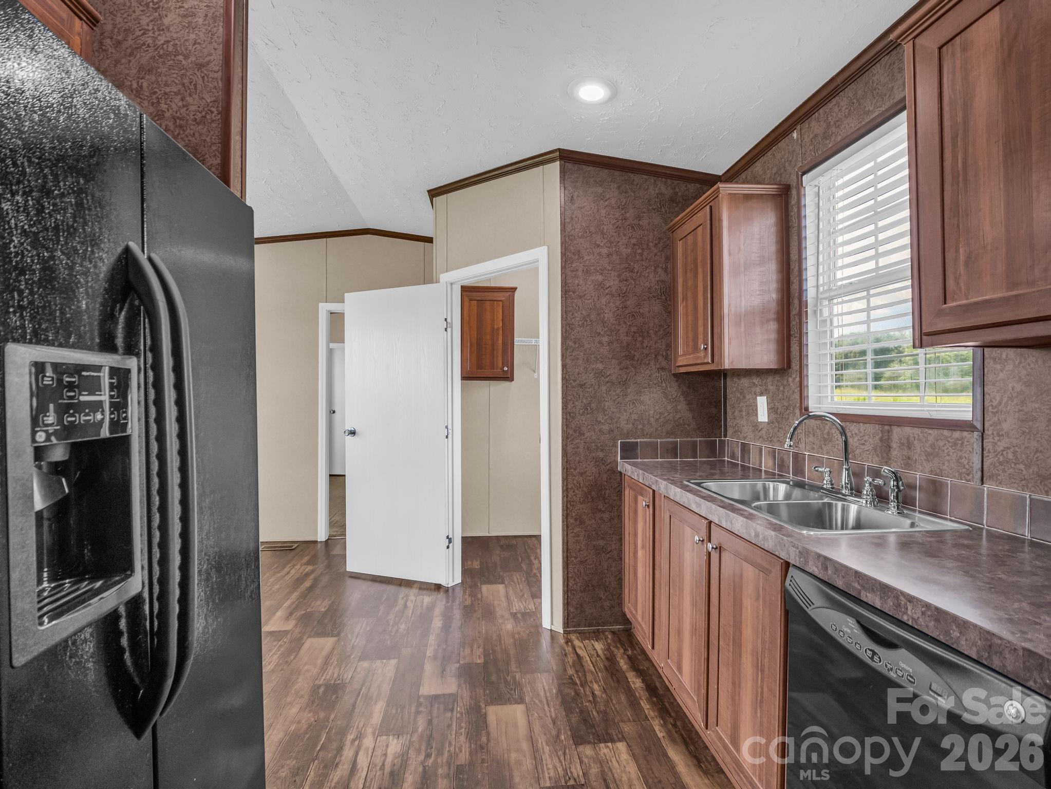 1760 Beachwood Road Property Photo 13