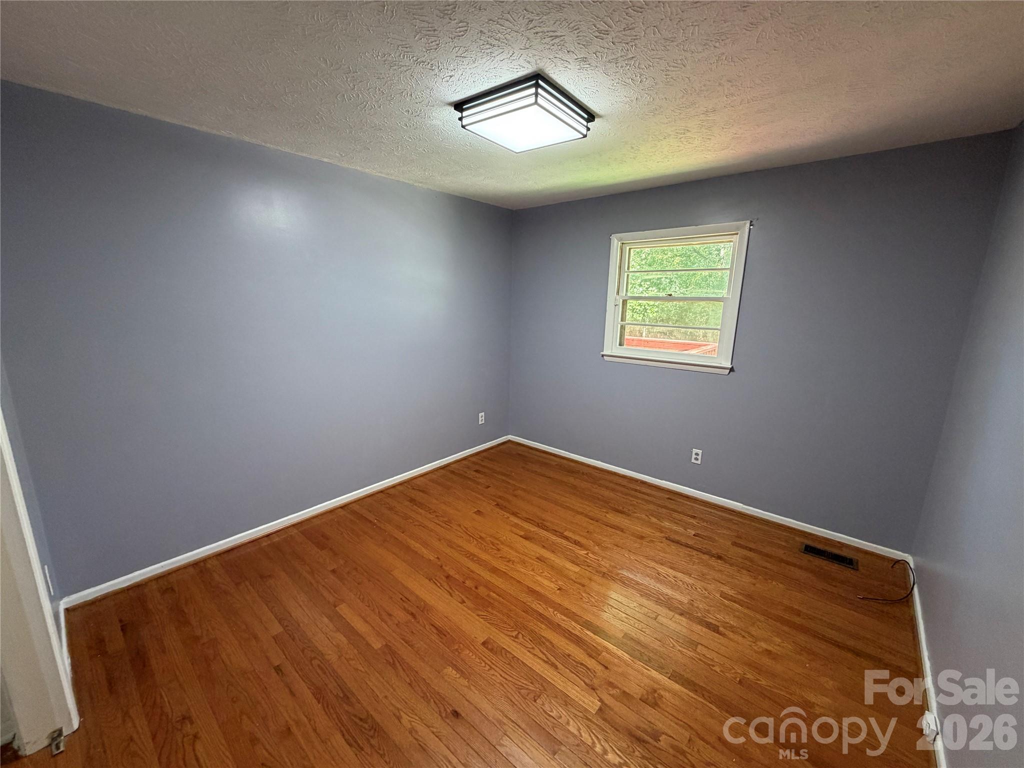 517 Goldwater Street Property Photo 12