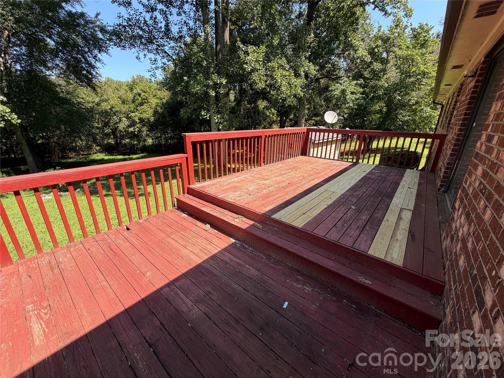 517 Goldwater Street Property Photo 22