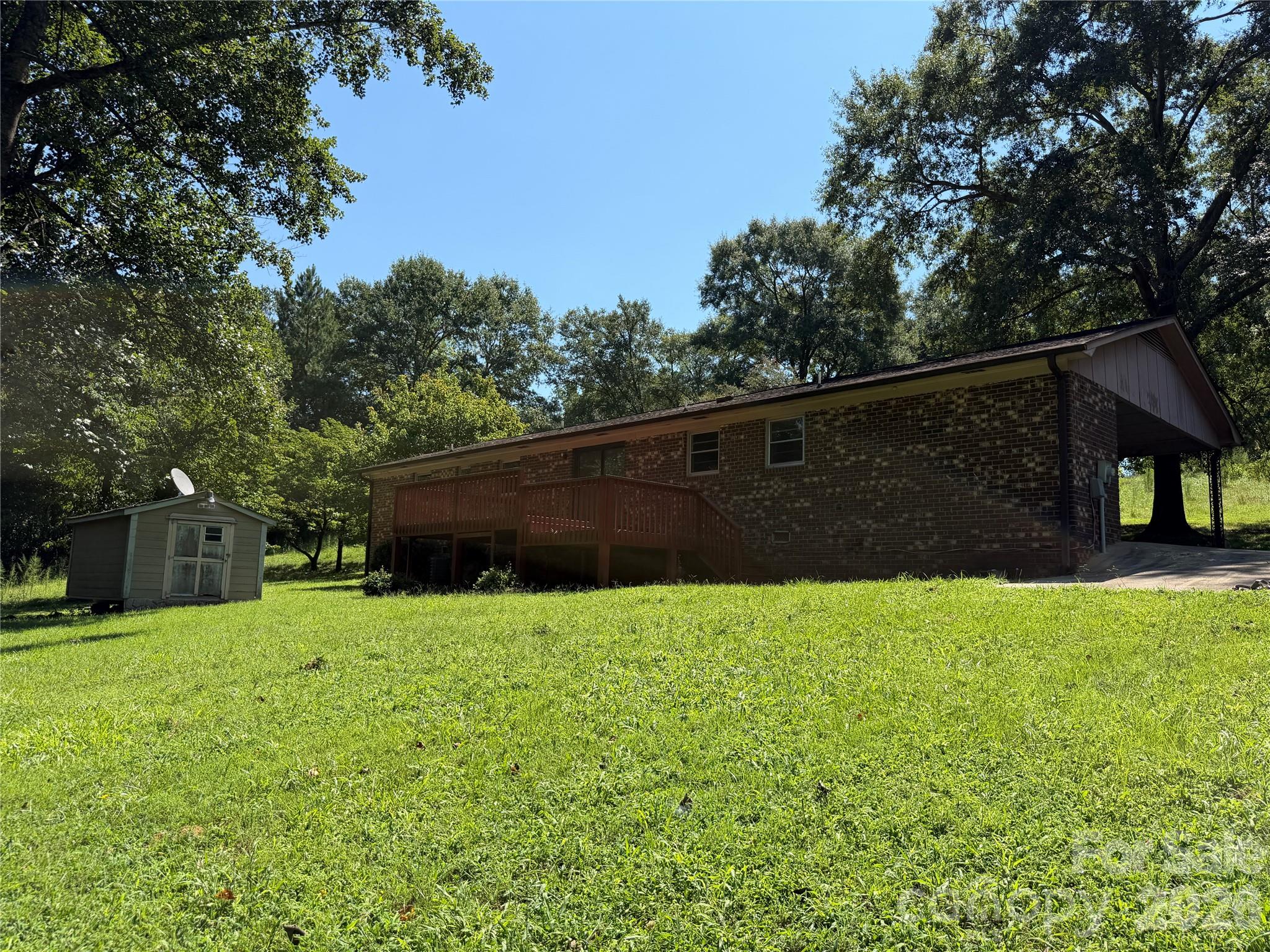 517 Goldwater Street Property Photo 24
