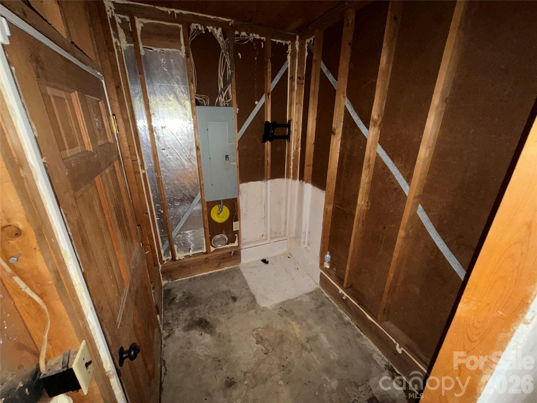 517 Goldwater Street Property Photo 26