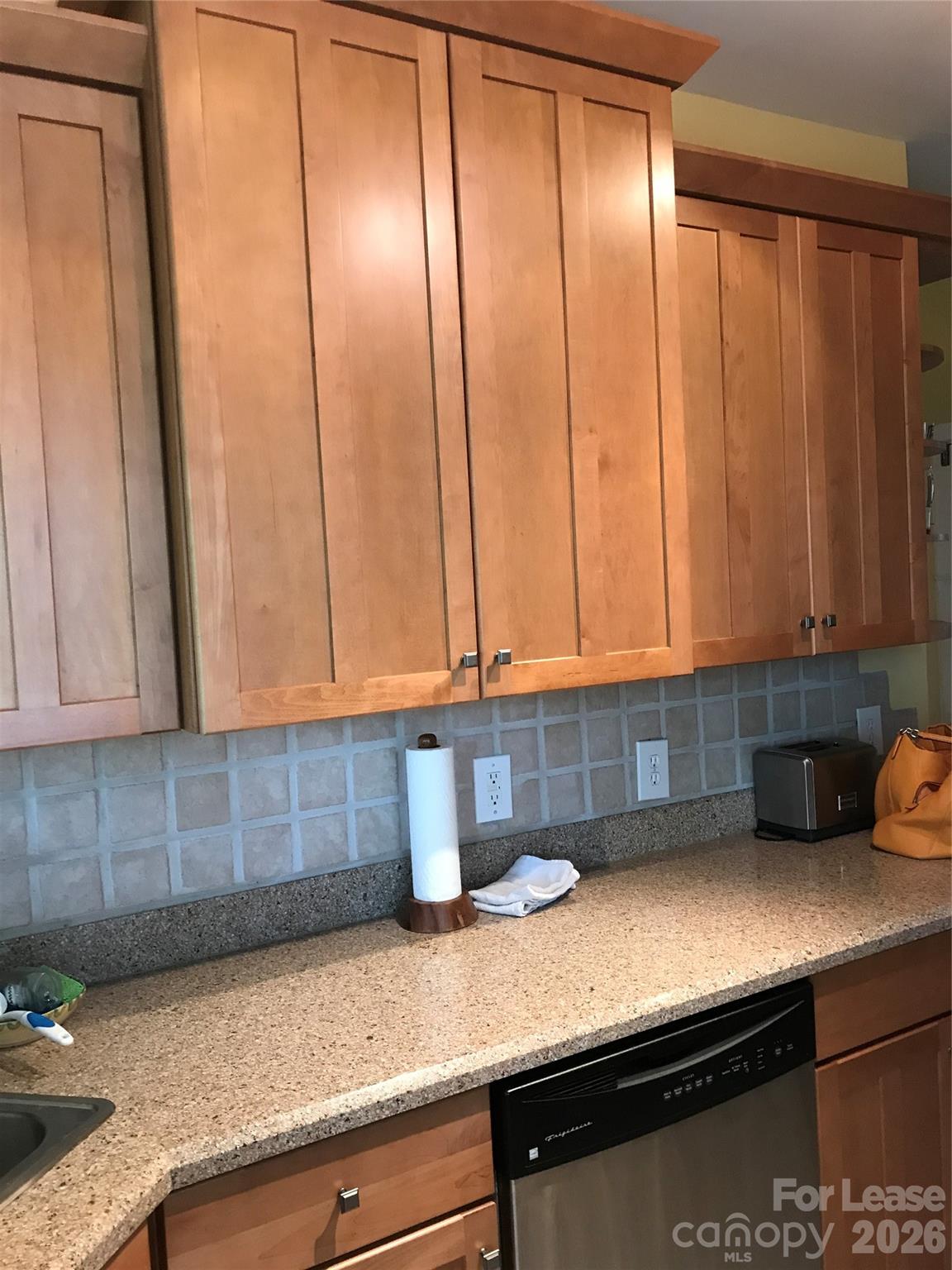 181 Flint Street Property Photo 14