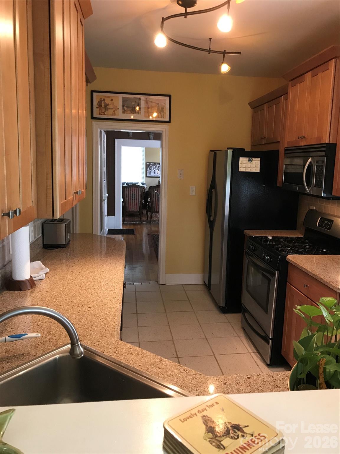 181 Flint Street Property Photo 16