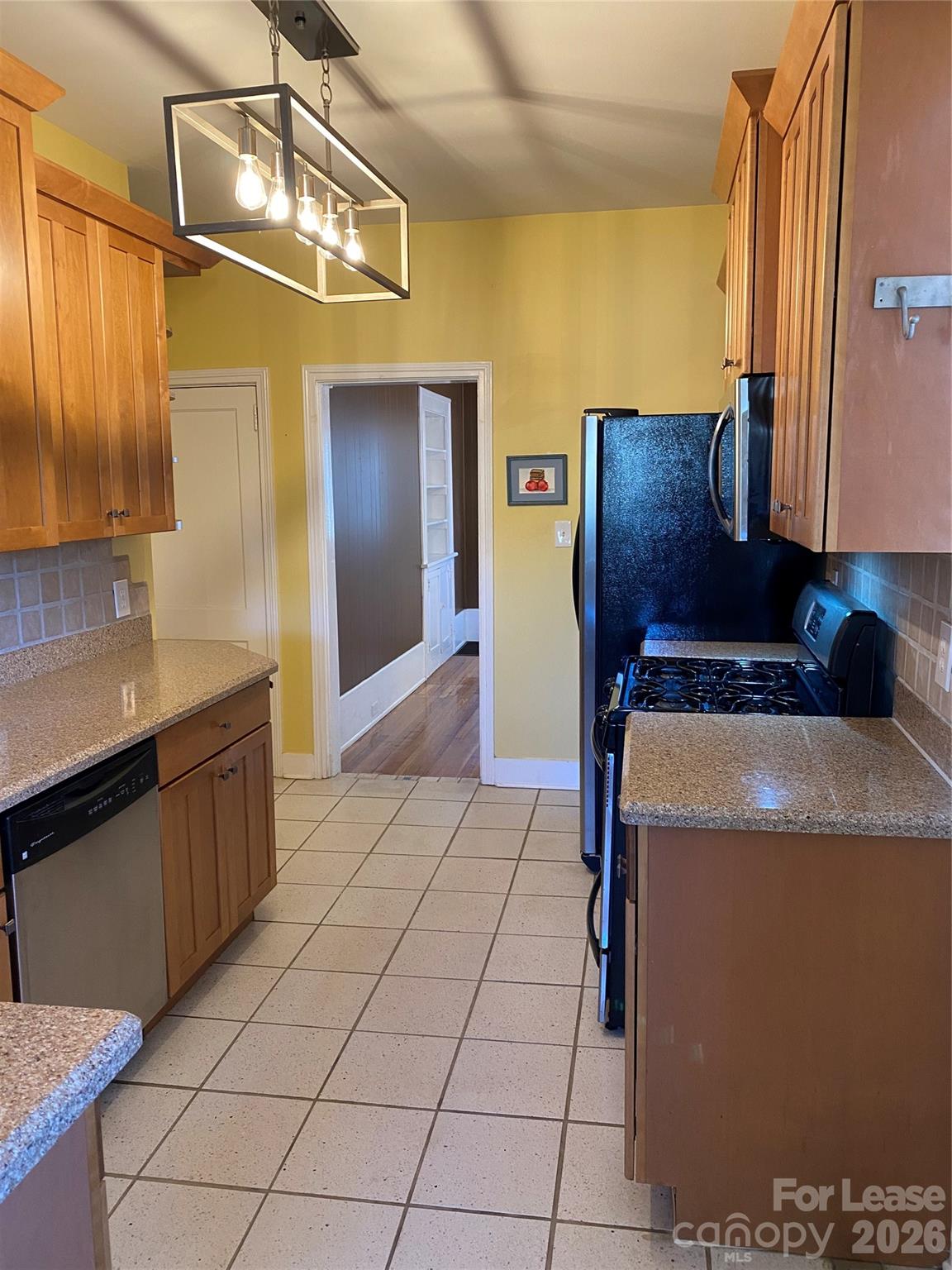 181 Flint Street Property Photo 40