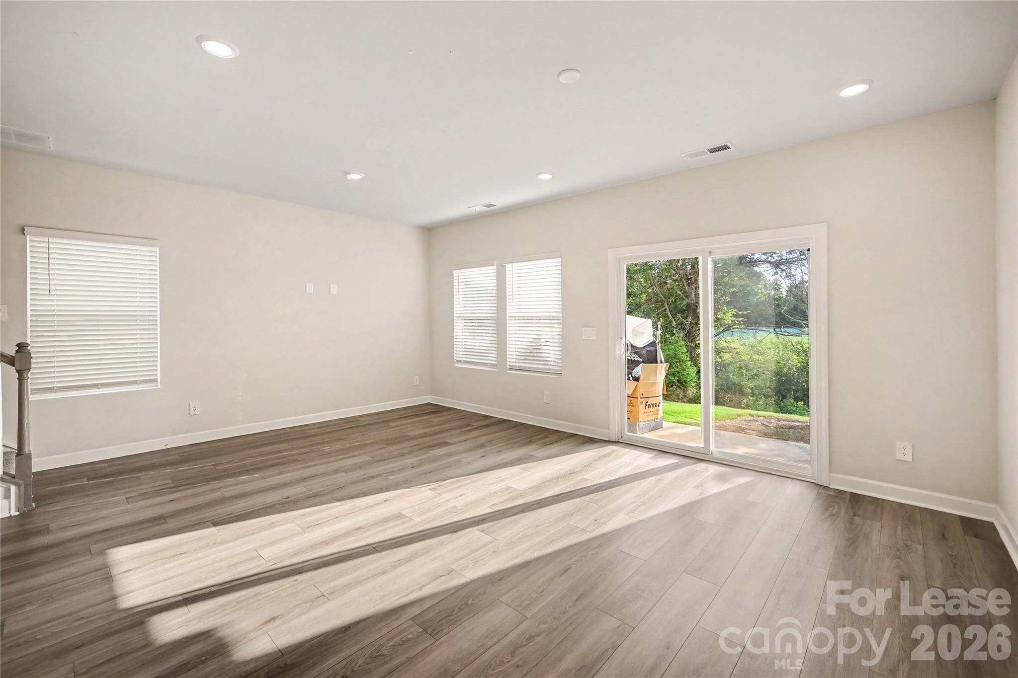 4420185 Property Photo 9