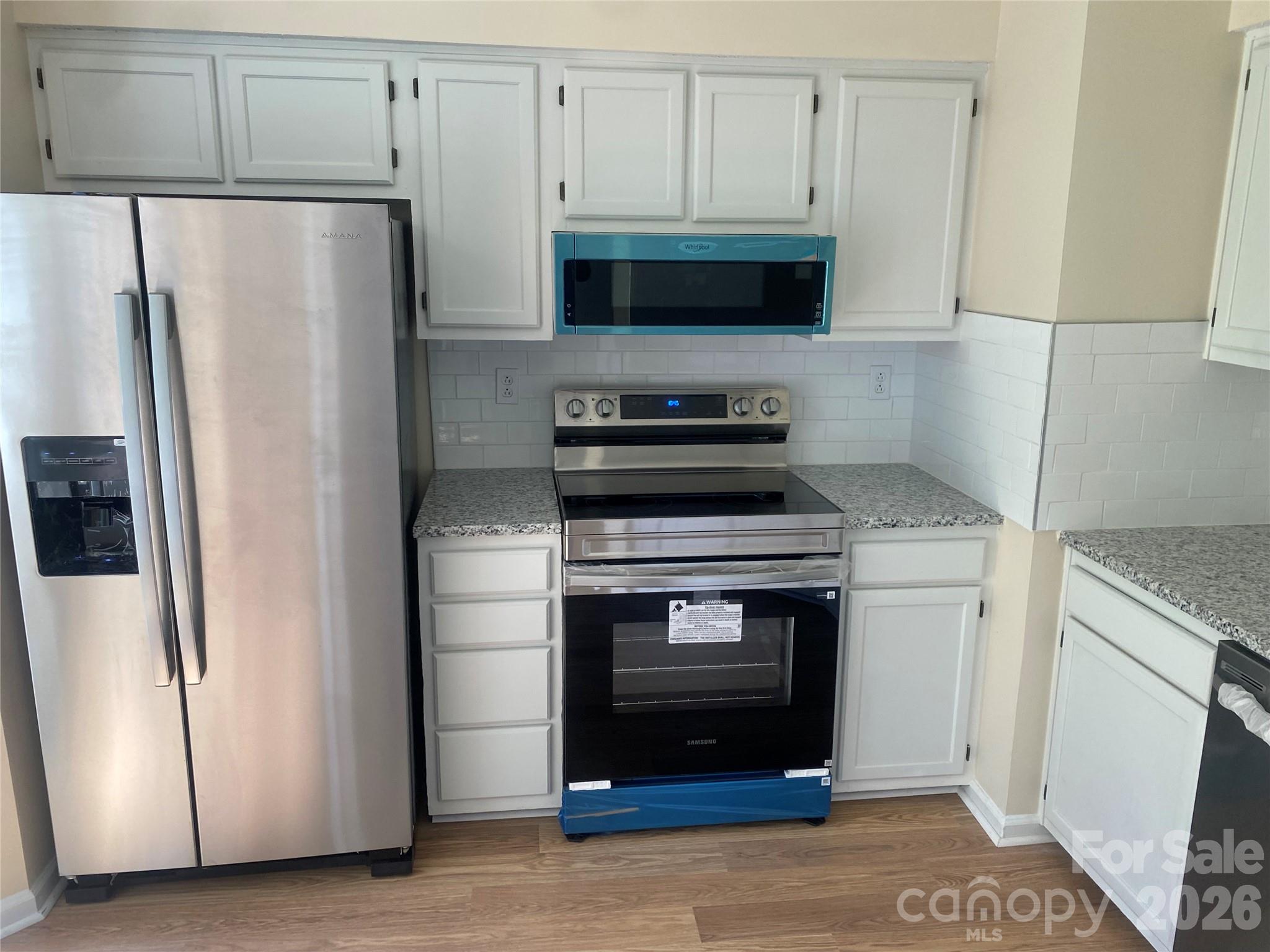 11101 Deerpath Court Property Photo 3