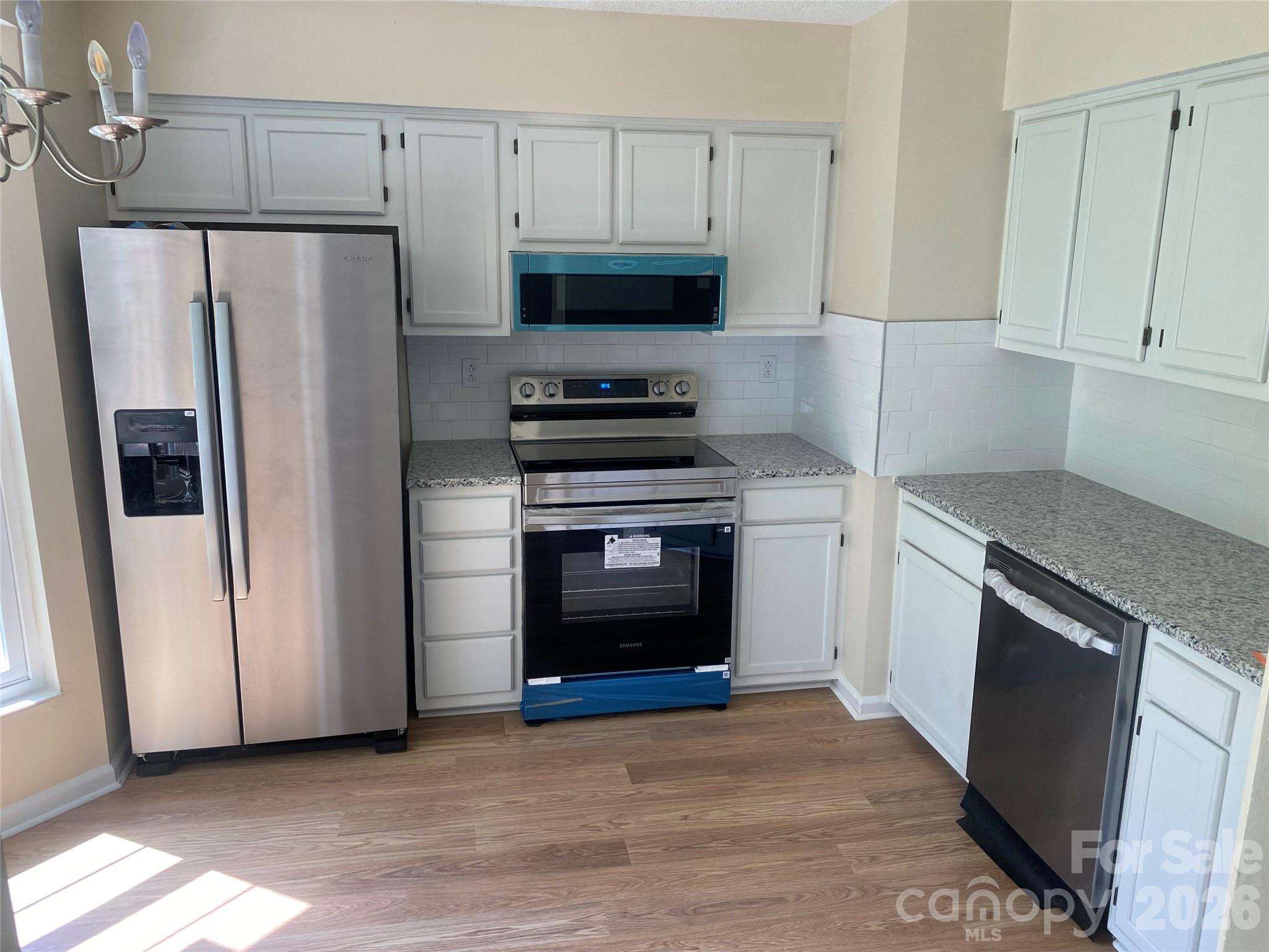 11101 Deerpath Court Property Photo 4