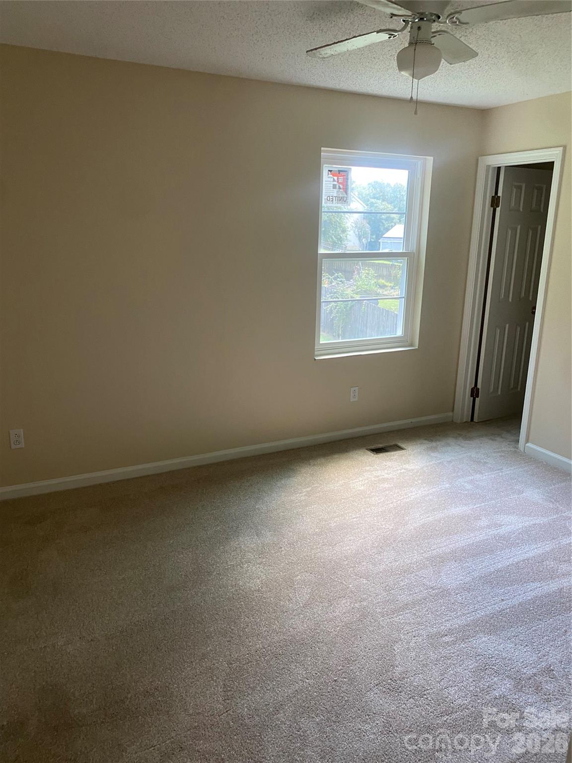 11101 Deerpath Court Property Photo 14