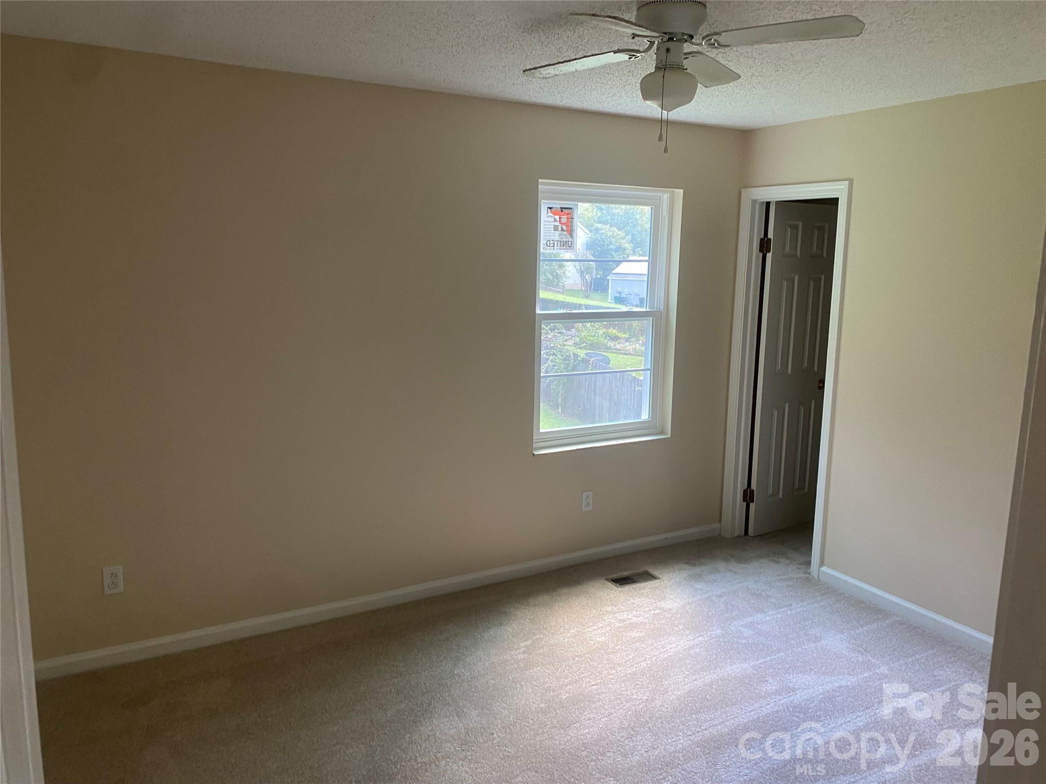 11101 Deerpath Court Property Photo 15