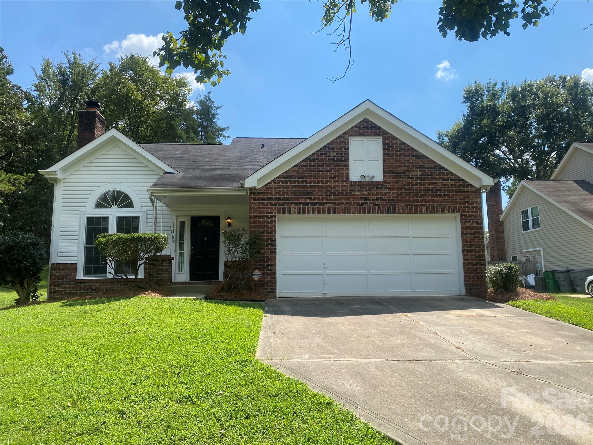 11101 Deerpath Court Property Photo 30