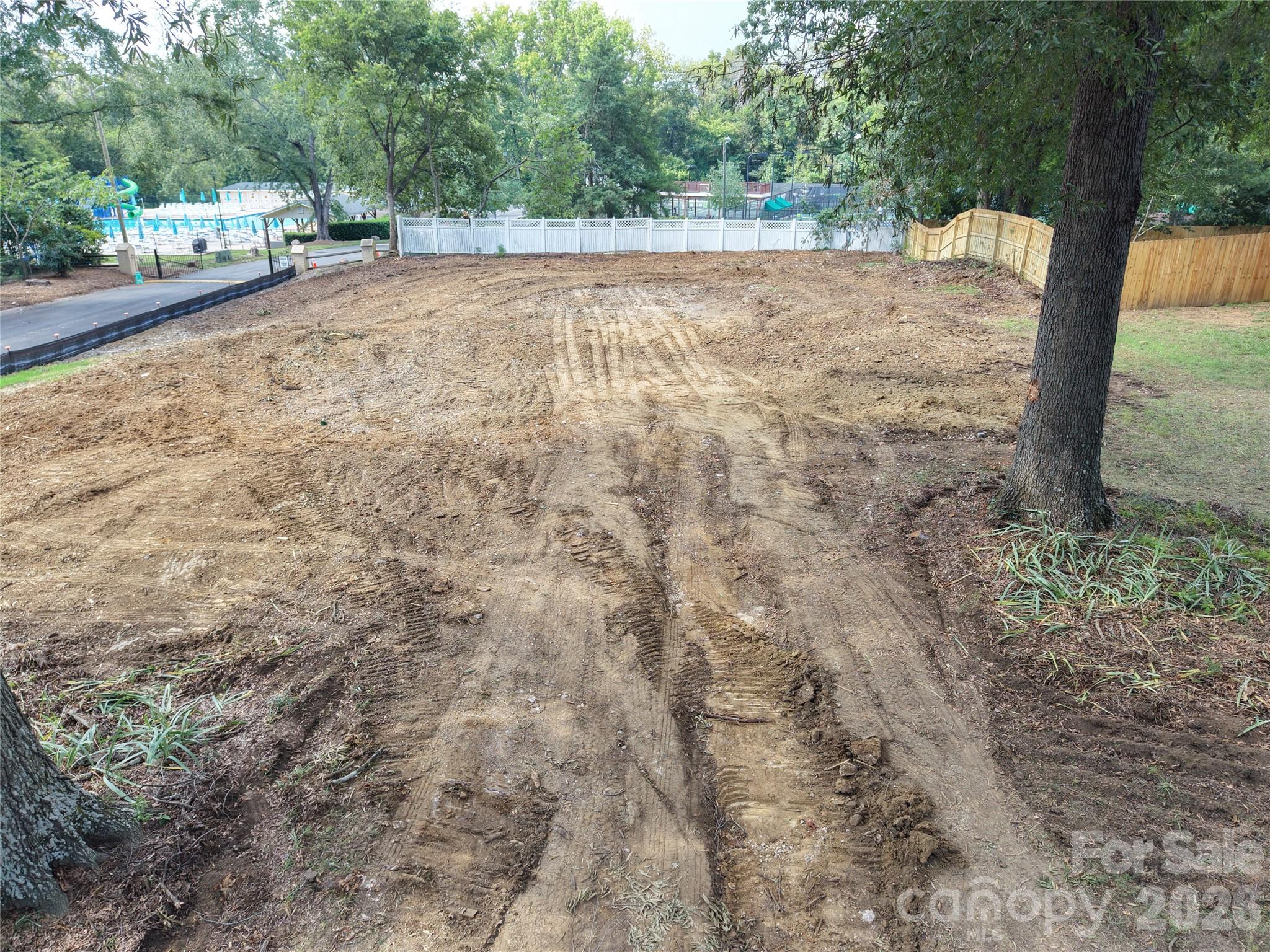 6501 Windyrush Road Property Photo 3