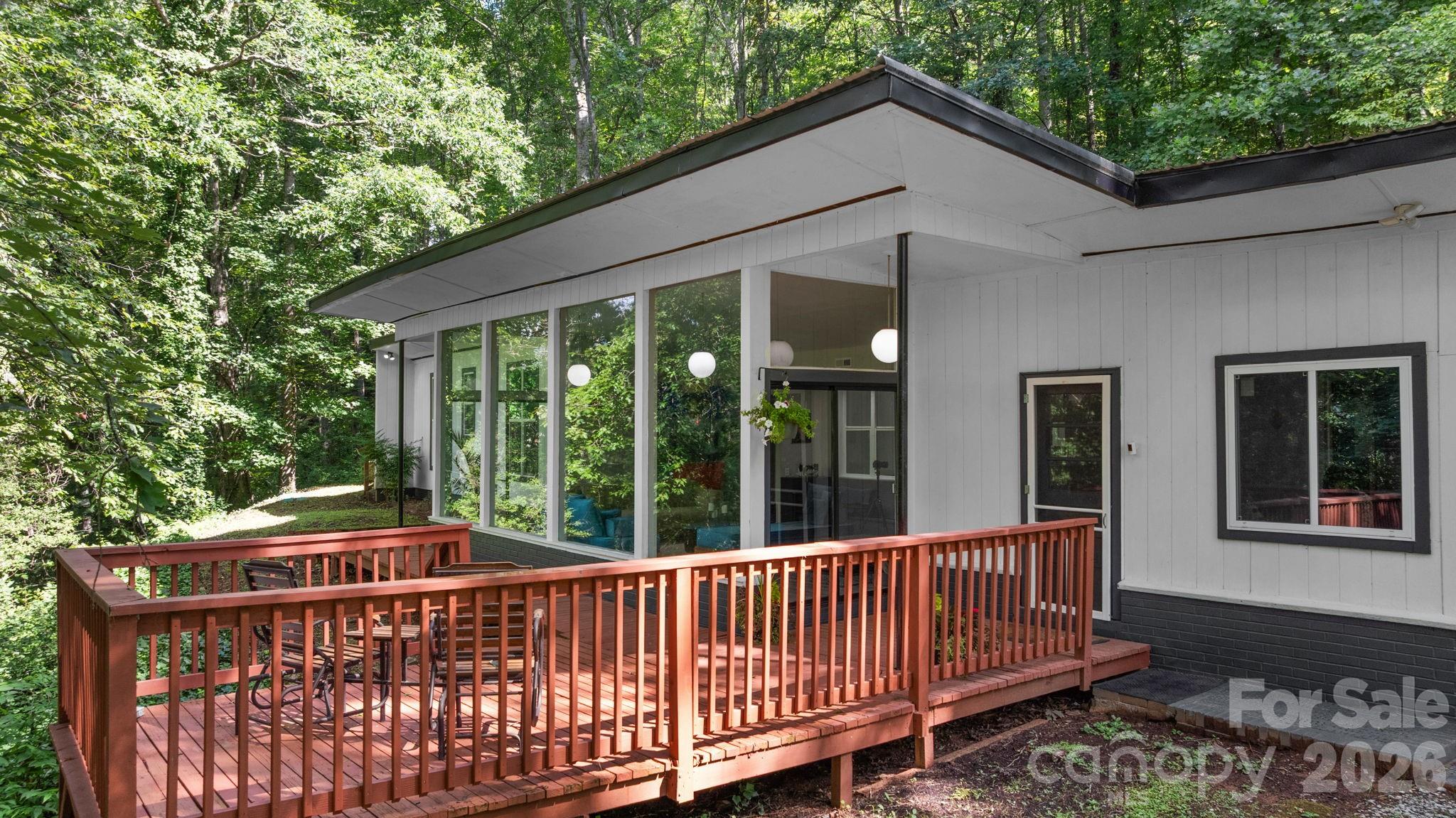 103 Riverwood Drive Property Photo 1