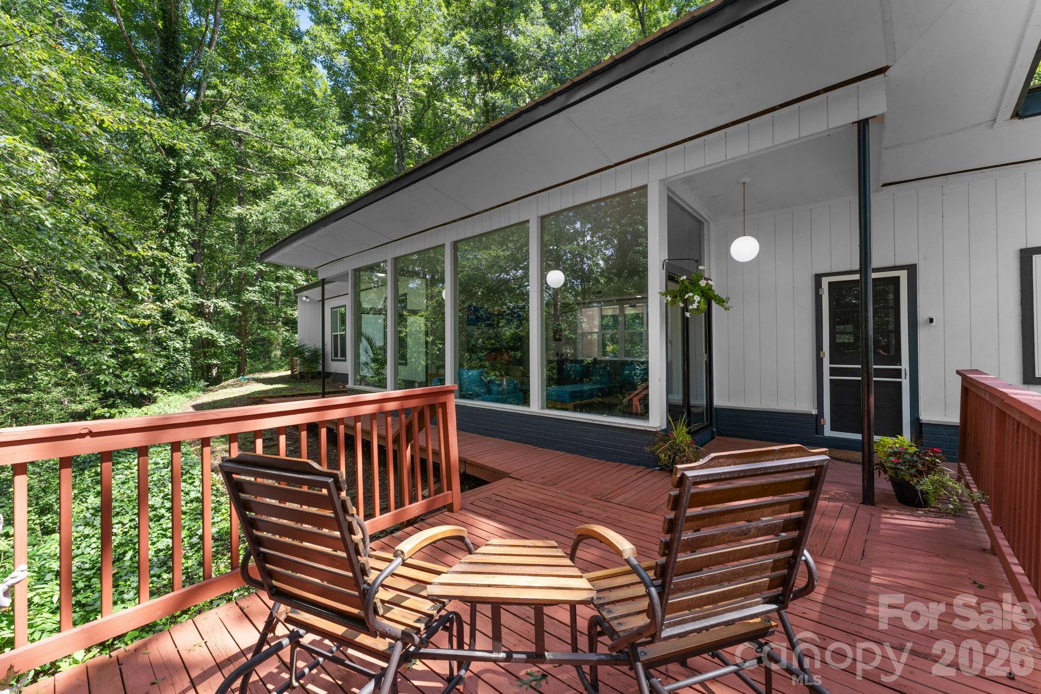 103 Riverwood Drive Property Photo 3