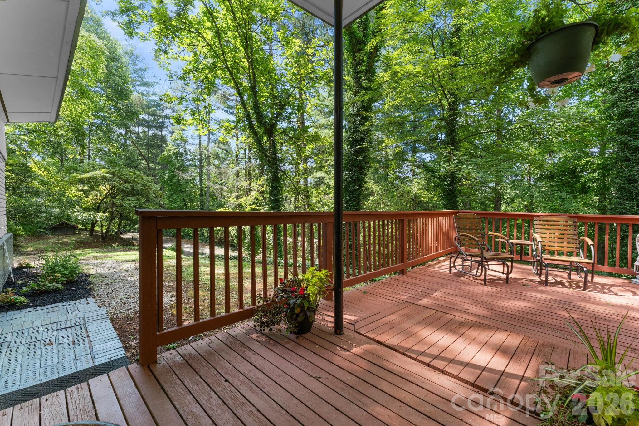 103 Riverwood Drive Property Photo 4