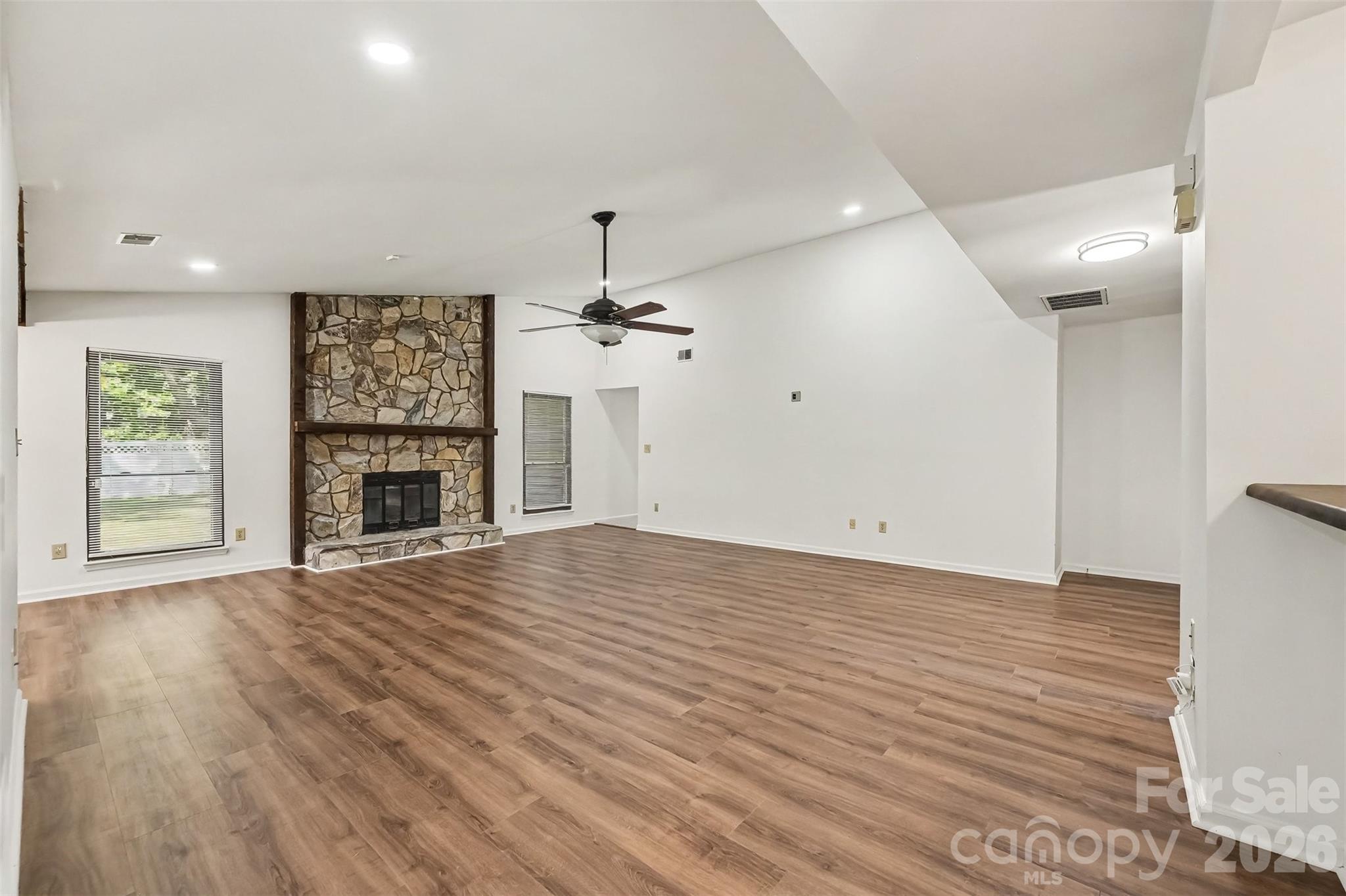 10225 Atchinson Drive Property Photo 6