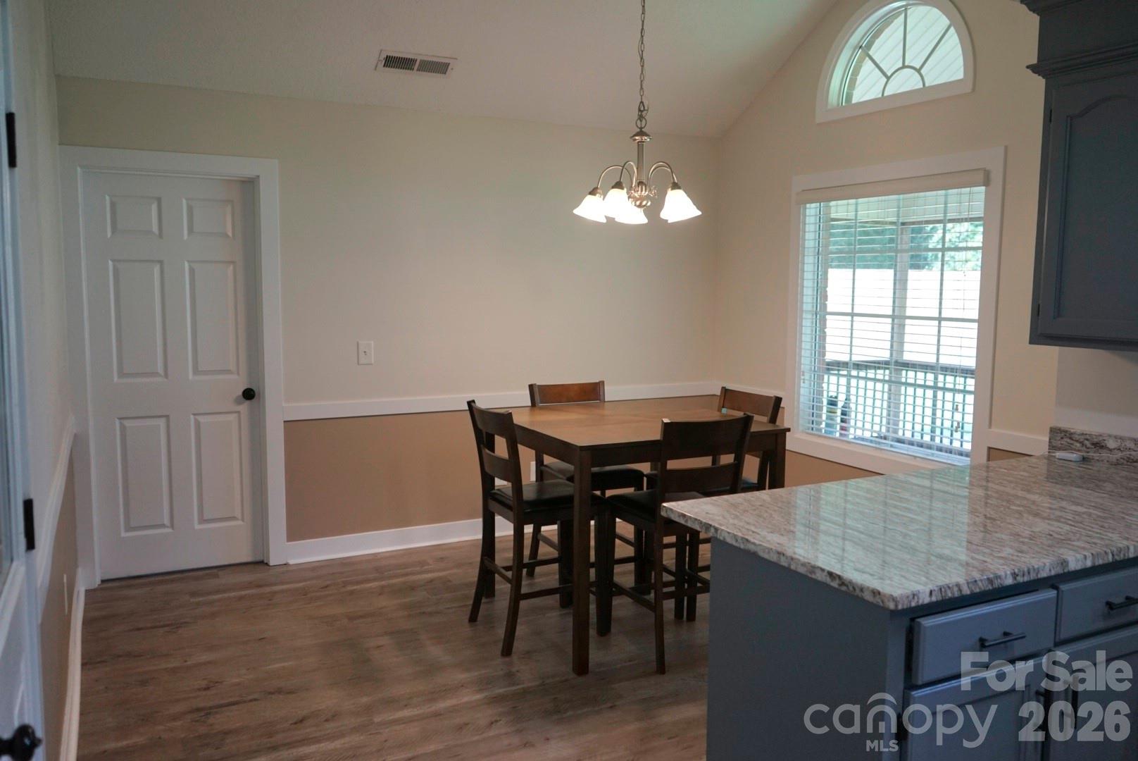 1035 Waterway Drive Property Photo 11