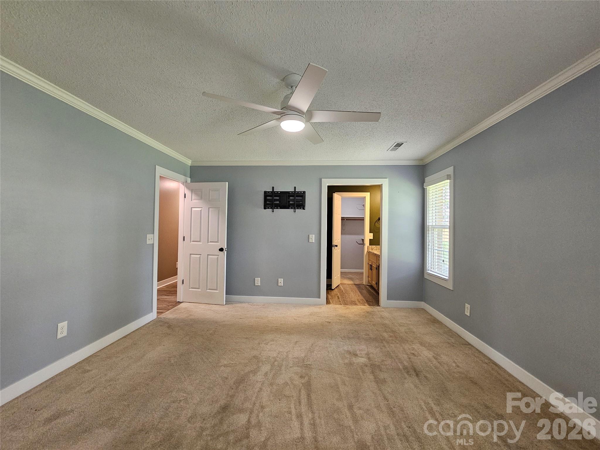 1035 Waterway Drive Property Photo 21