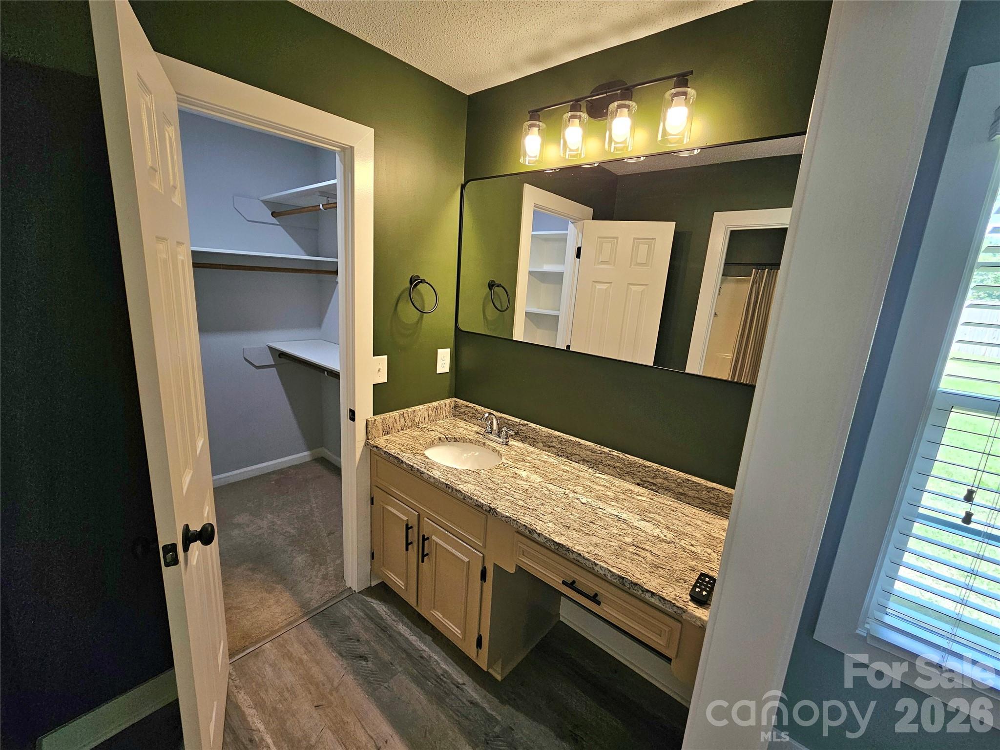 1035 Waterway Drive Property Photo 26