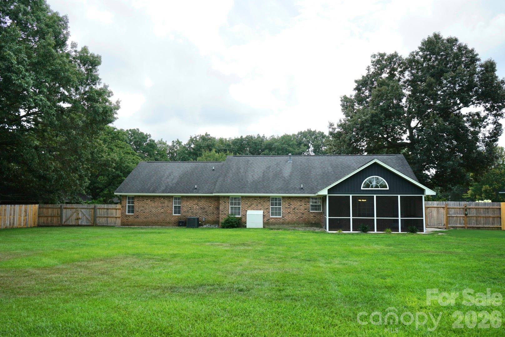 1035 Waterway Drive Property Photo 32