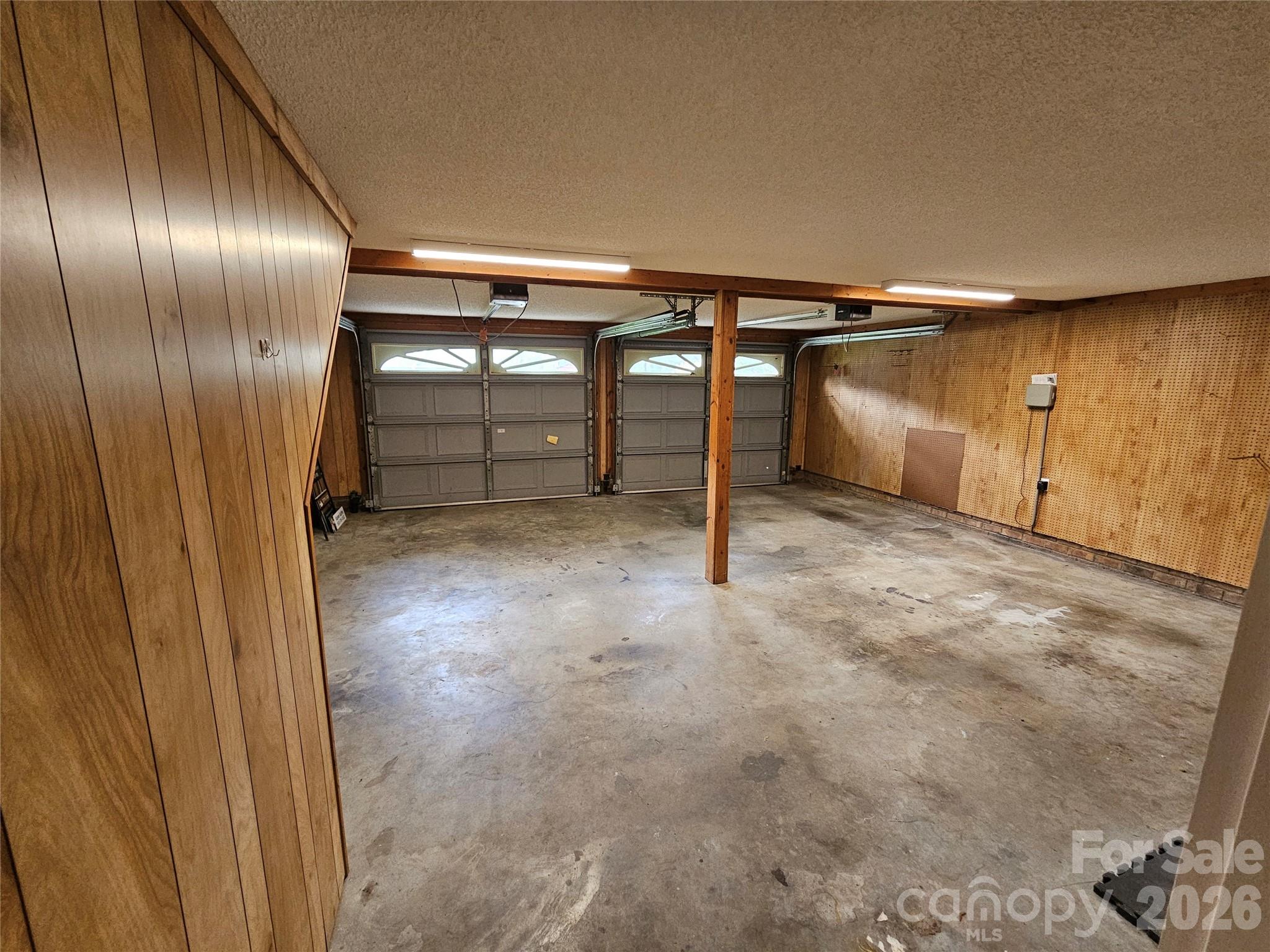 1035 Waterway Drive Property Photo 39
