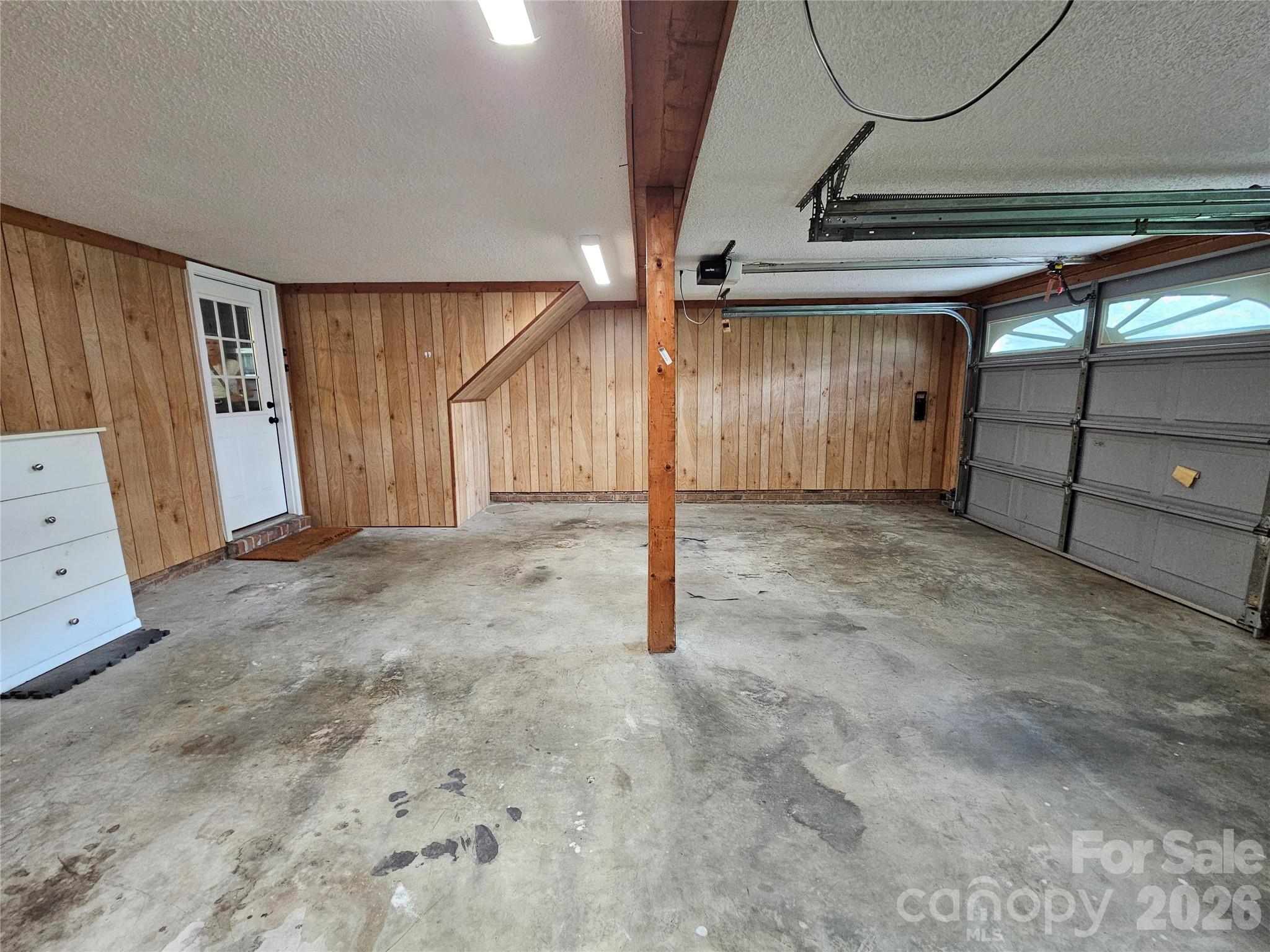 1035 Waterway Drive Property Photo 40