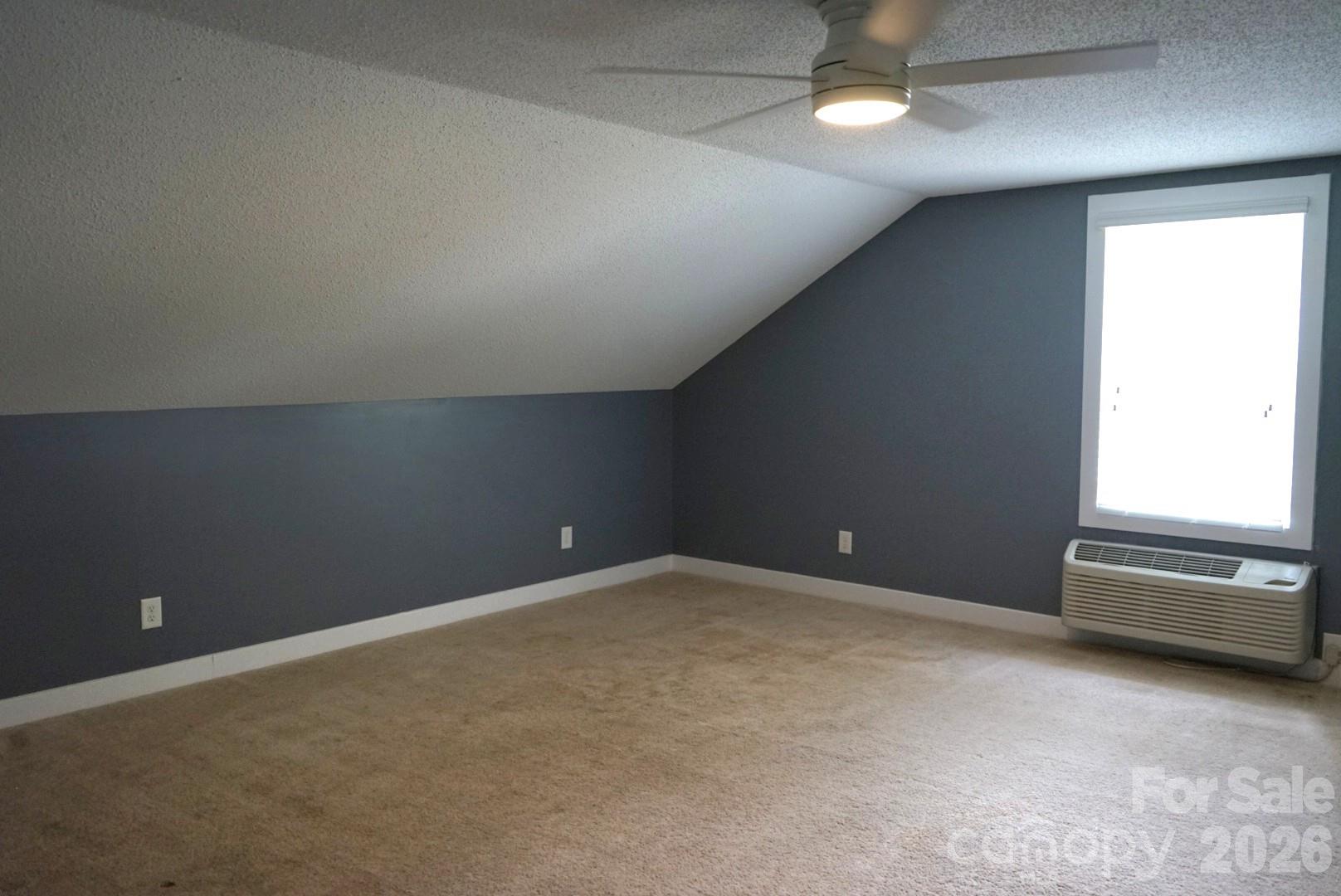 1035 Waterway Drive Property Photo 43