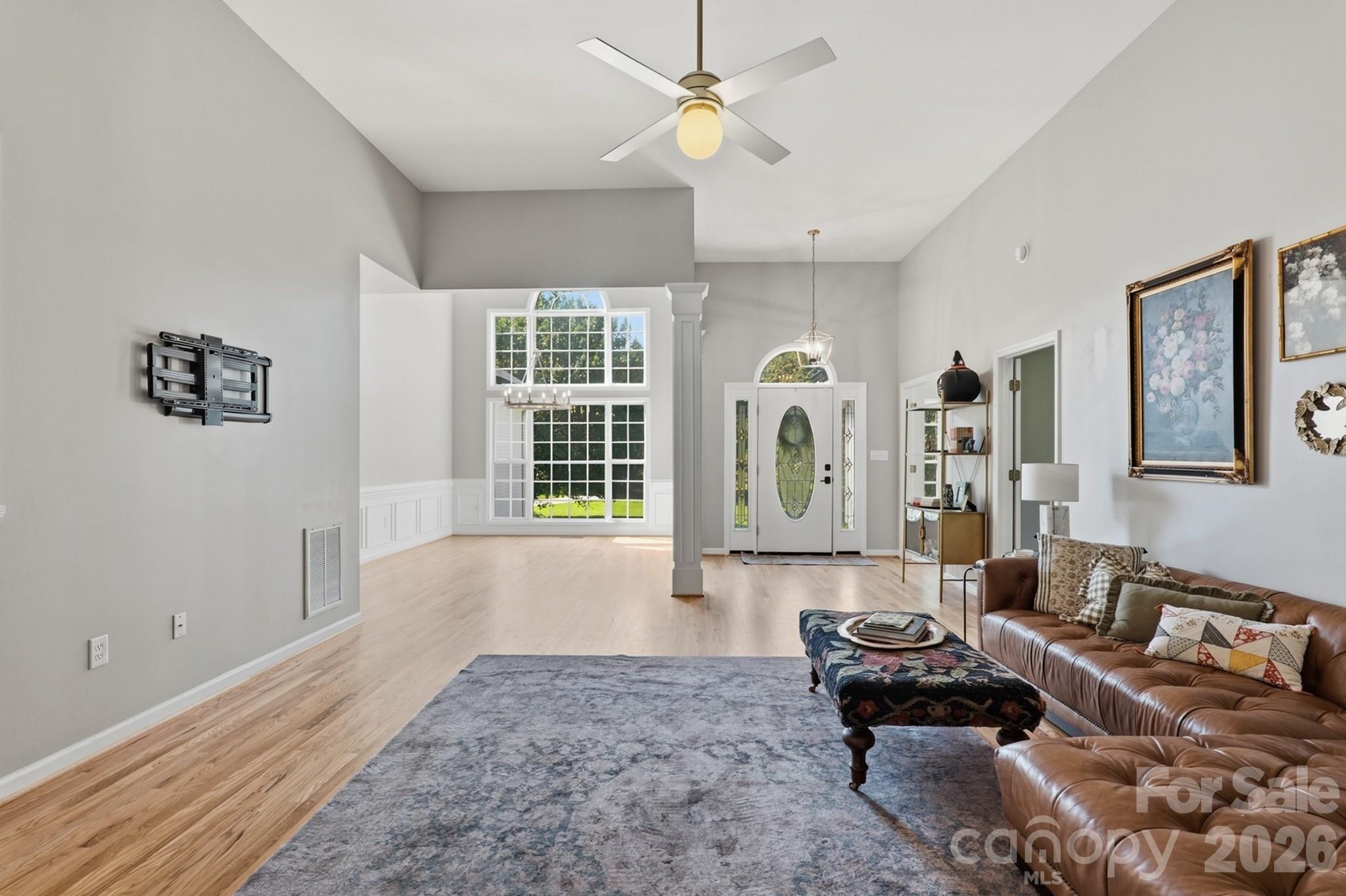 8025 Silver Maple Lane Property Photo 7