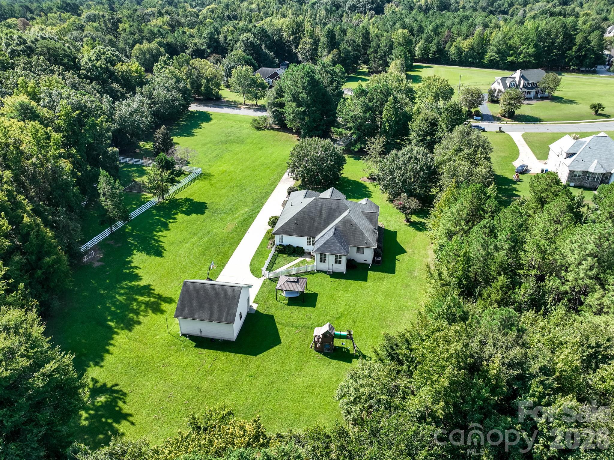 8025 Silver Maple Lane Property Photo 39