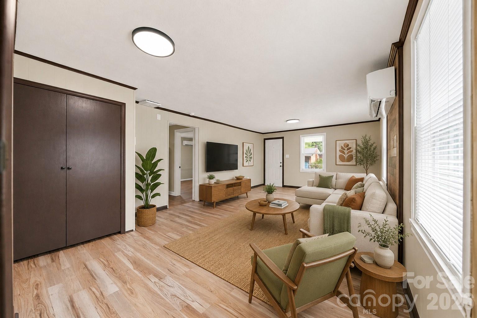 8 Crescent Street Property Photo 4