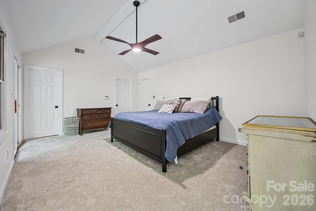 2703 Blythe Road Property Photo 17