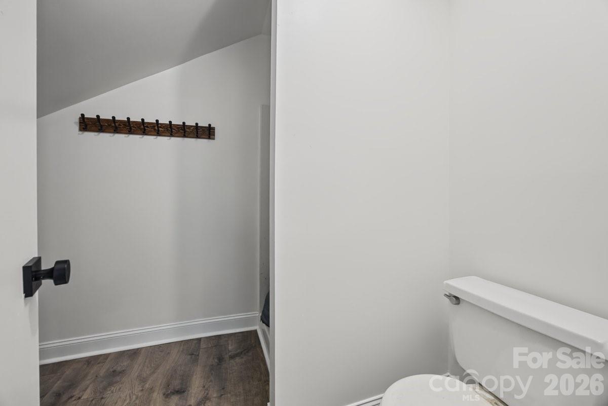 2703 Blythe Road Property Photo 21