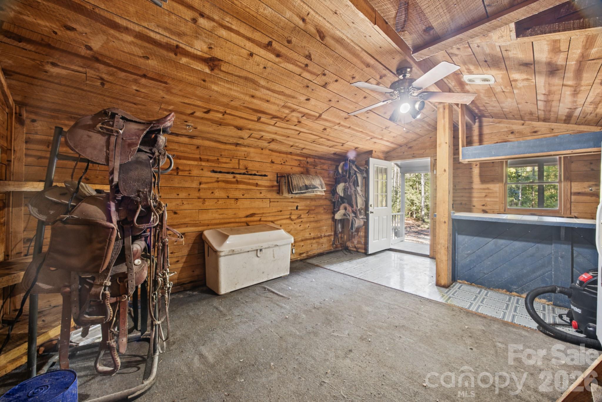 2703 Blythe Road Property Photo 29