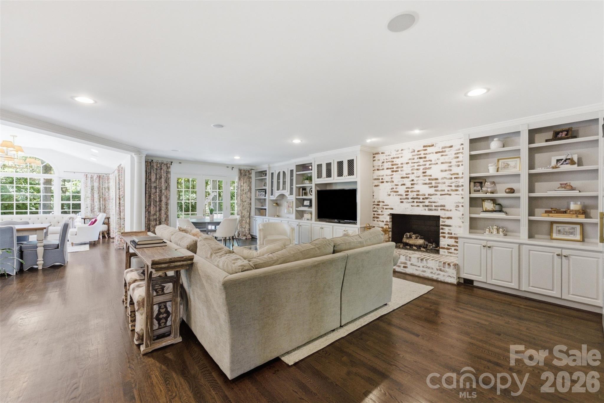 2801 Wamath Drive Property Photo 6