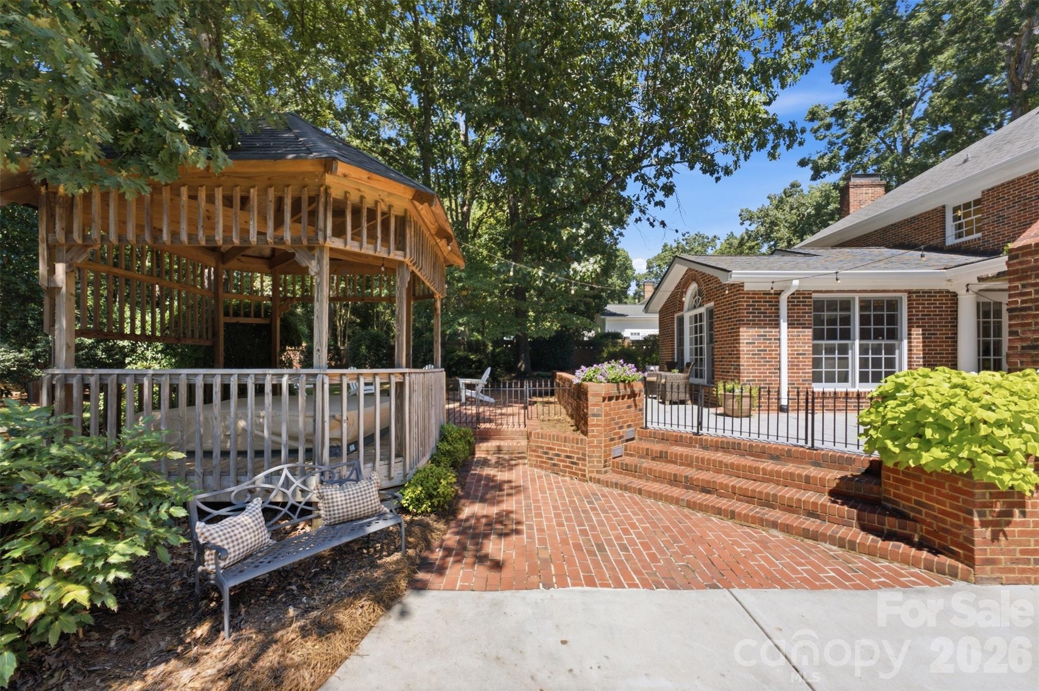 2801 Wamath Drive Property Photo 45