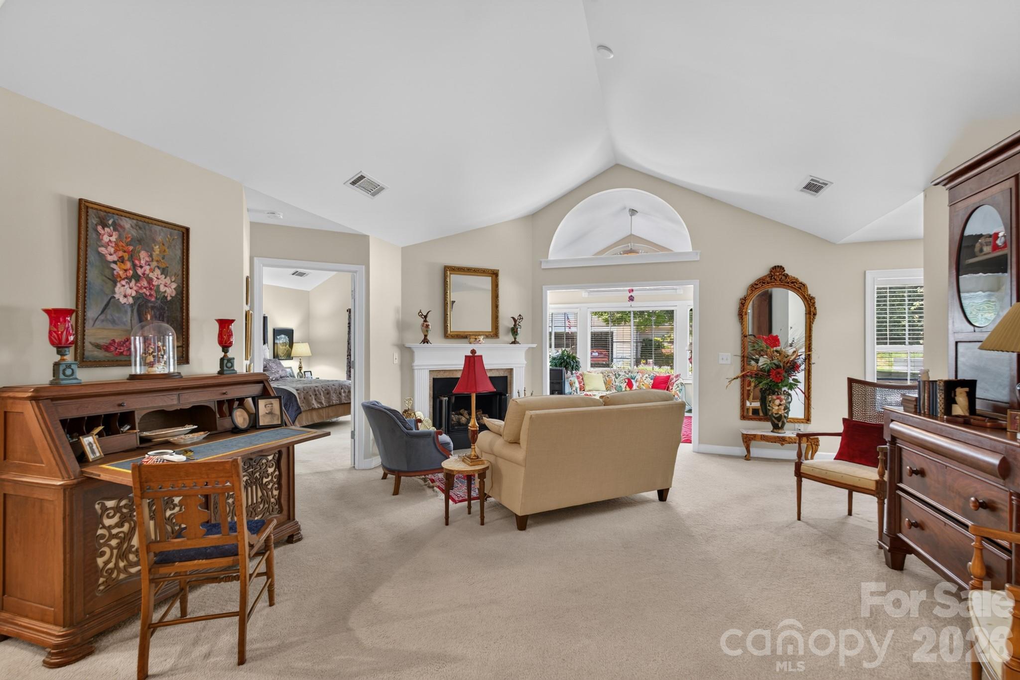 232 Lone Oak Circle Property Photo 7