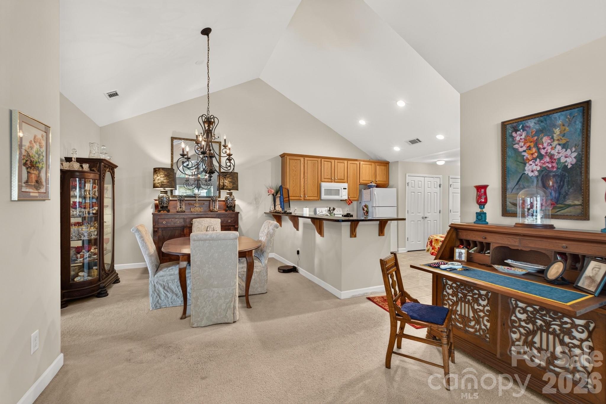 232 Lone Oak Circle Property Photo 10