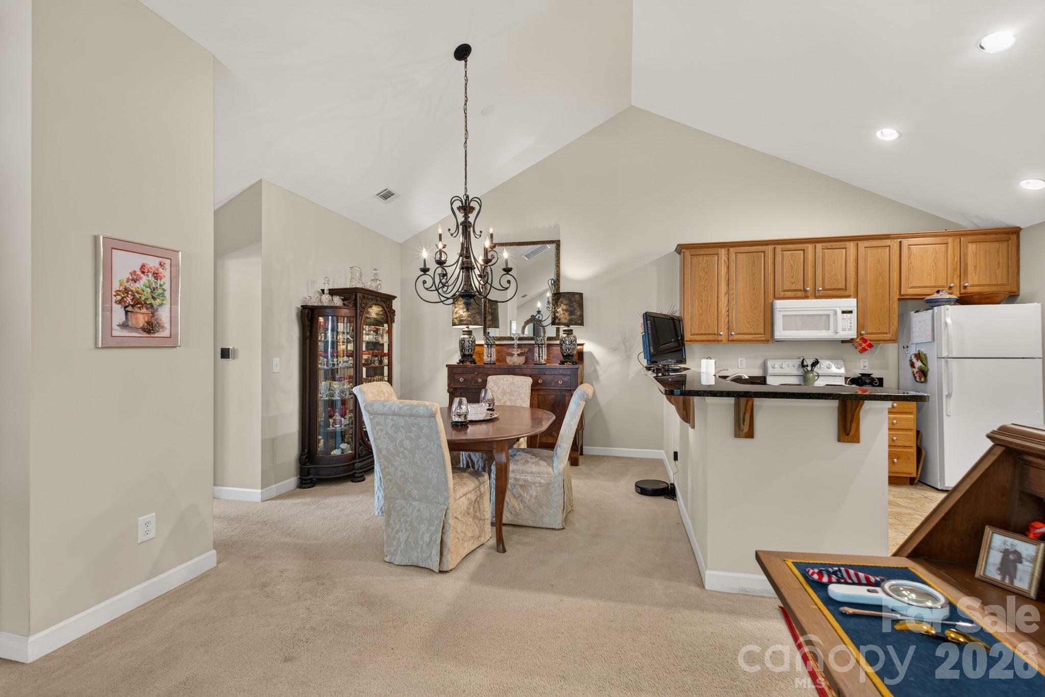 232 Lone Oak Circle Property Photo 11
