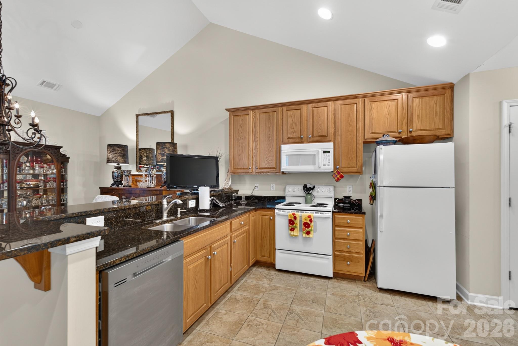 232 Lone Oak Circle Property Photo 15