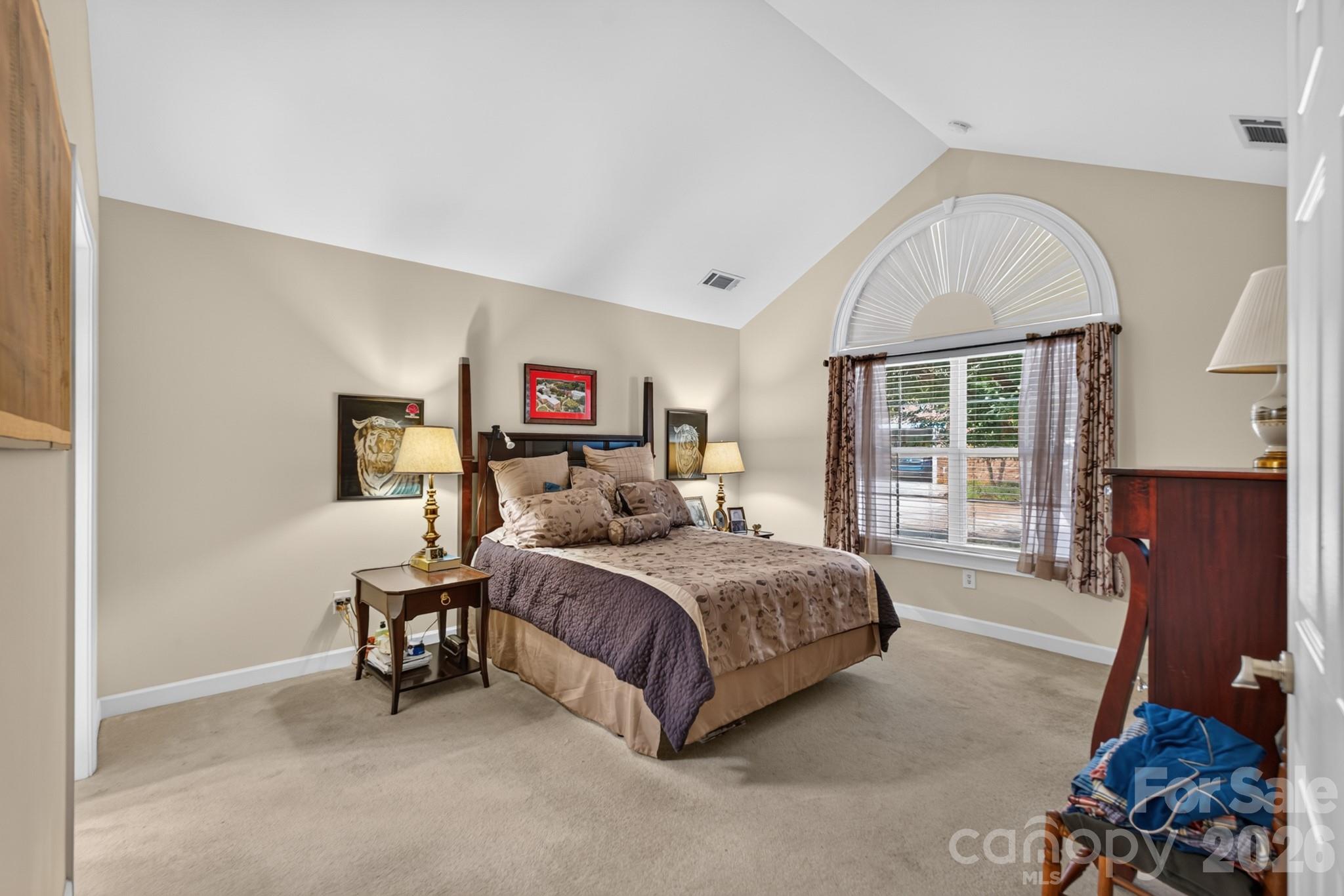 232 Lone Oak Circle Property Photo 18