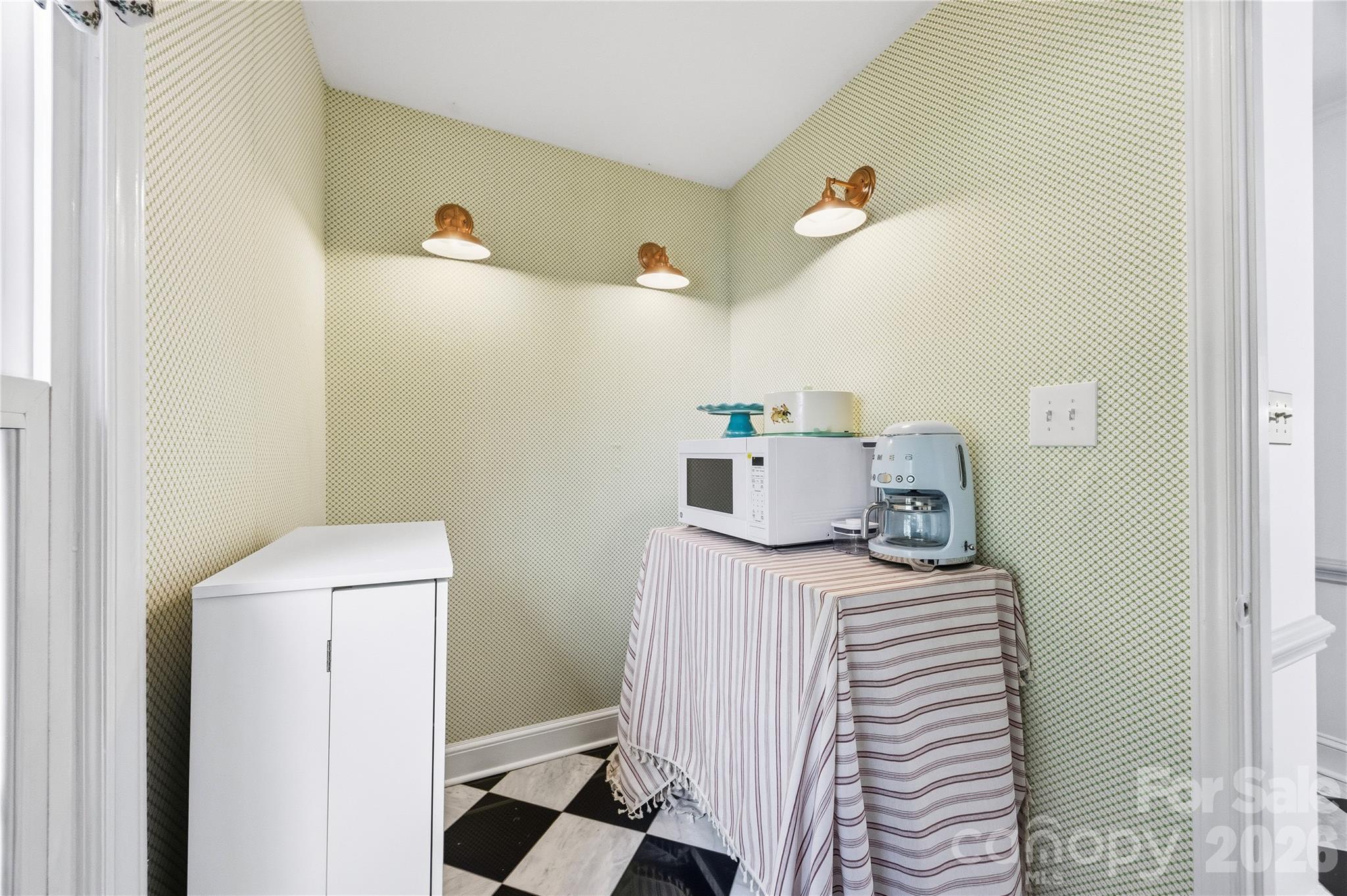 2221 Hamilton Mill Road Property Photo 15
