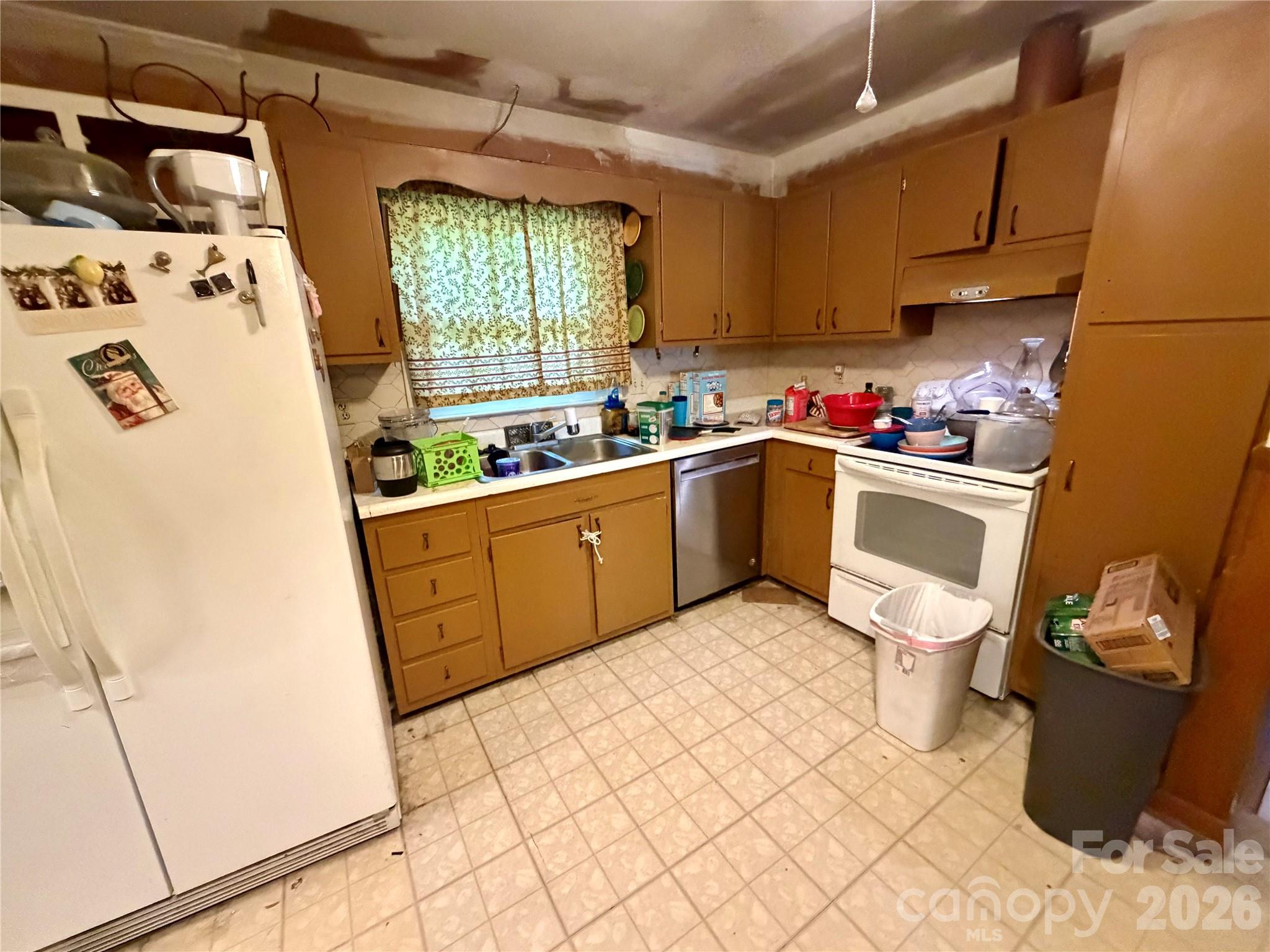 3512 Winterfield Place Property Photo 5
