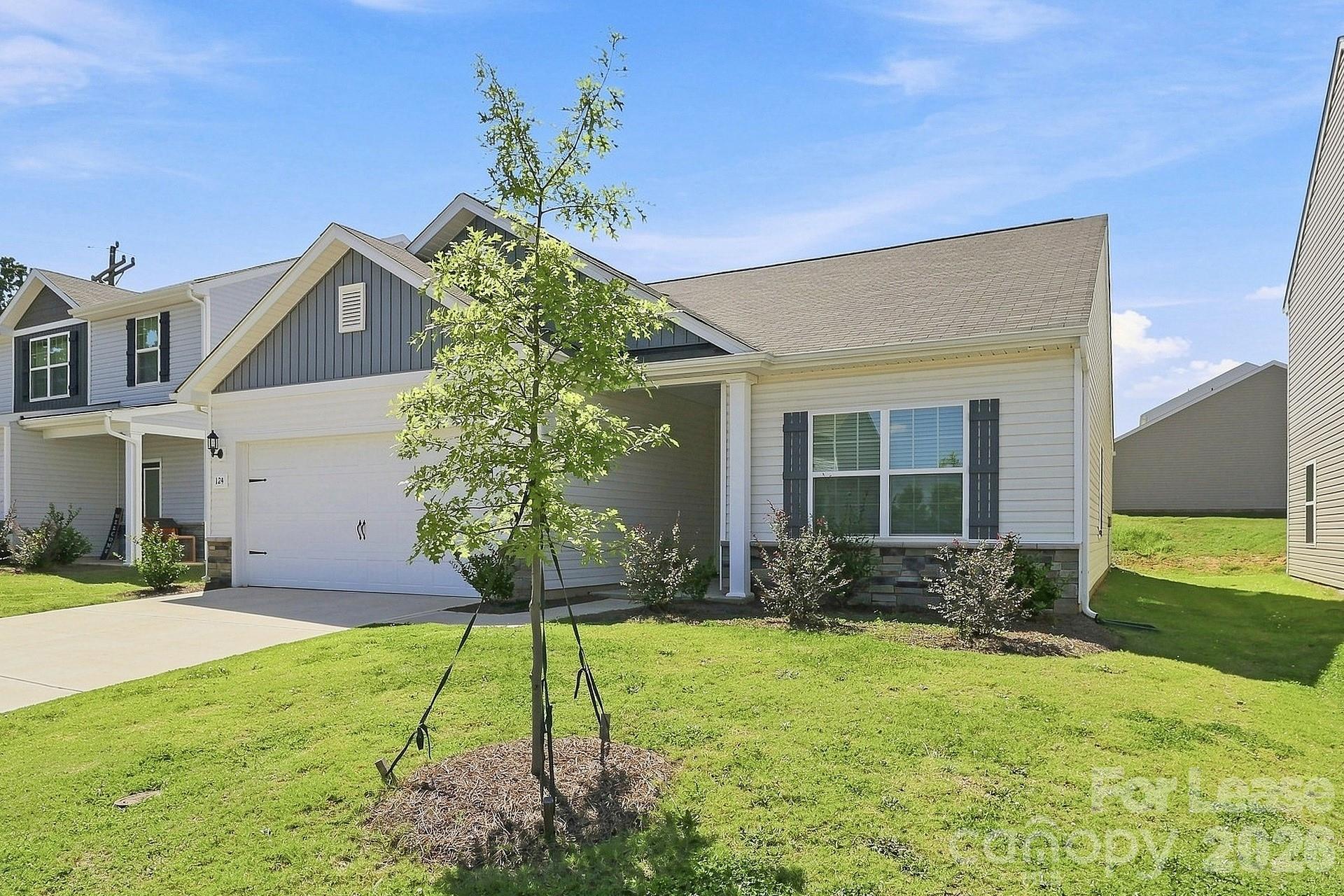 124 Lightning Drive Property Photo 2